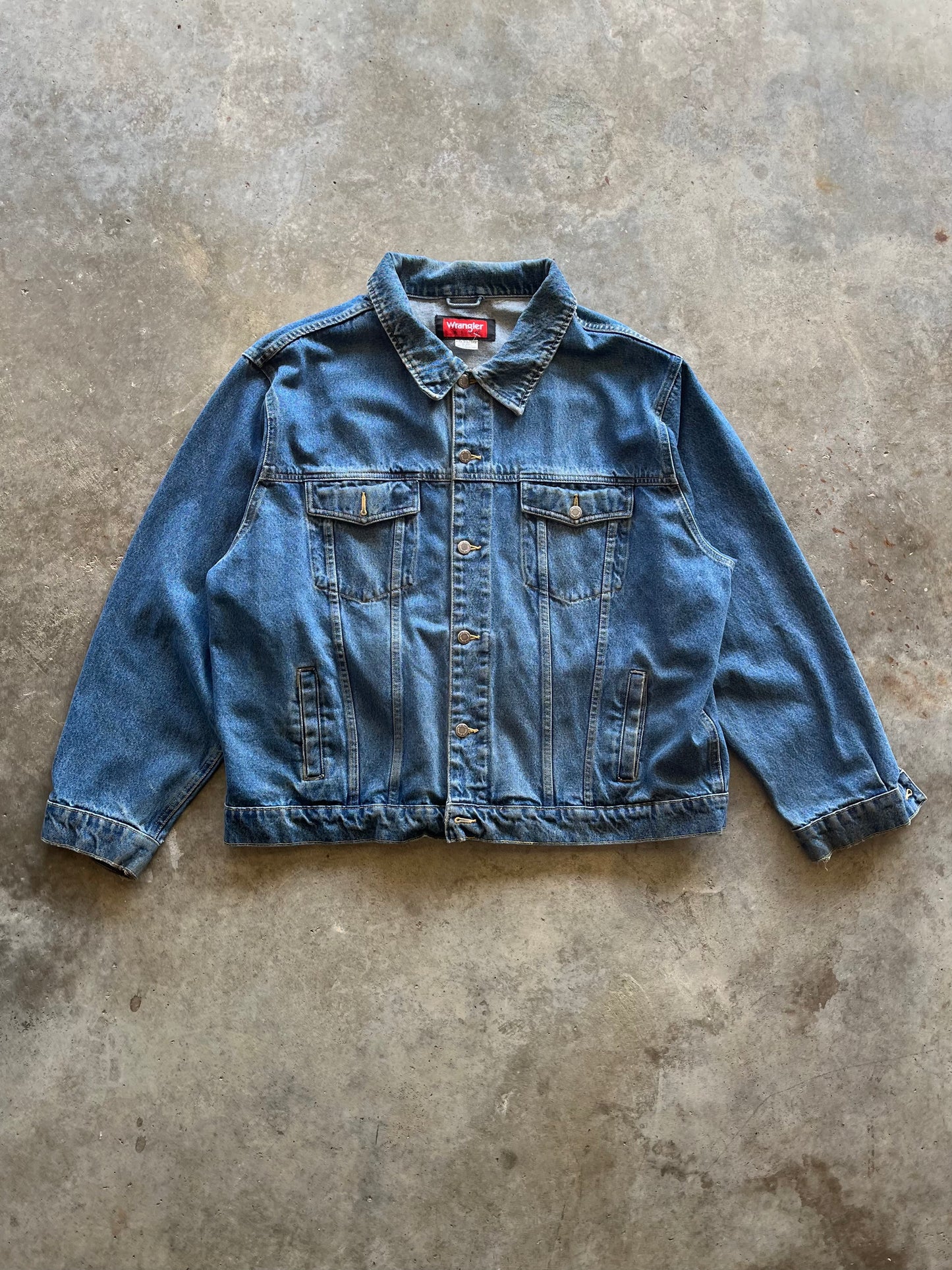 (XXXL) Wrangler Denim Button Up