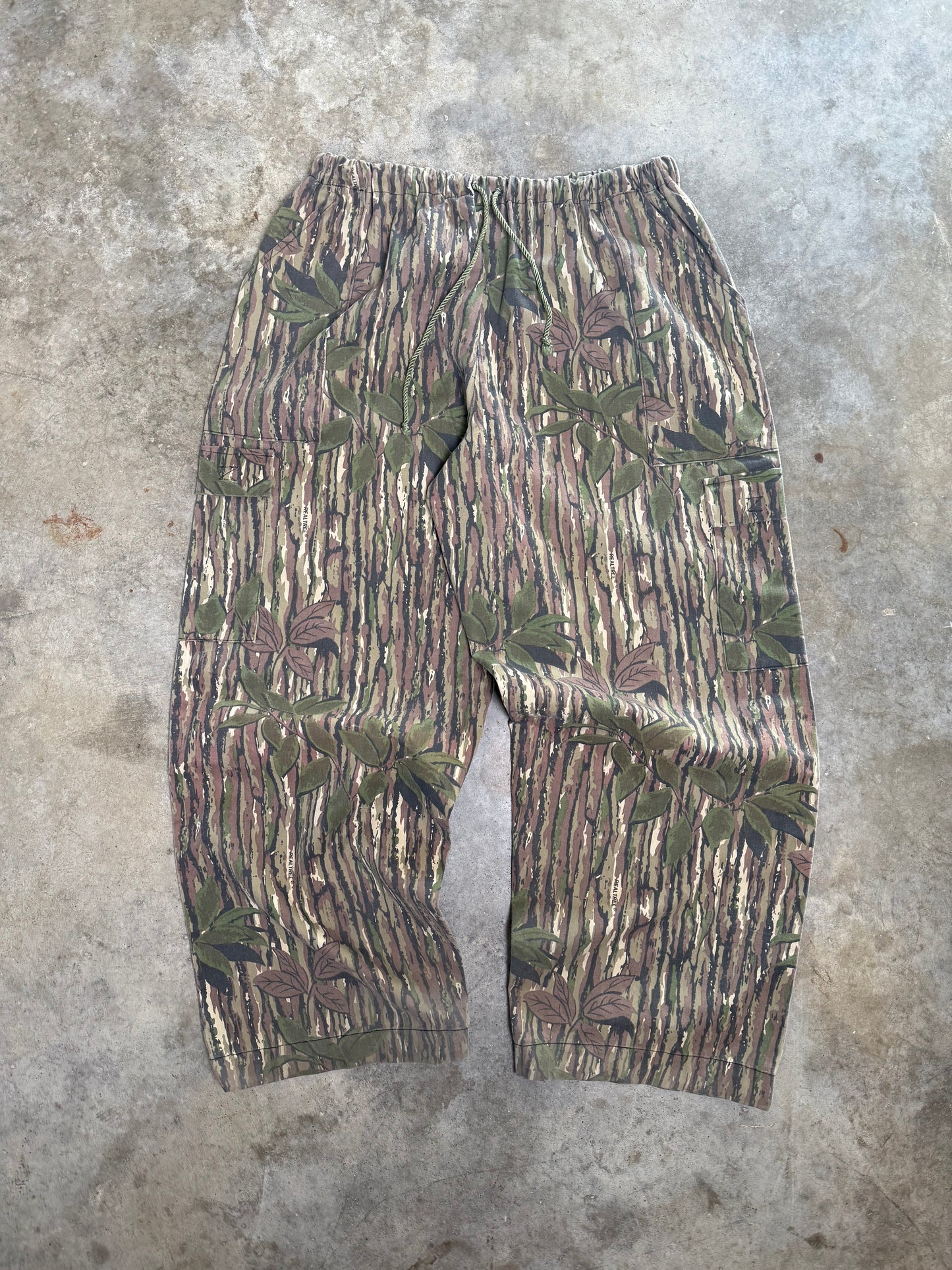 (XXL) Vintage Camo Baggy Pants