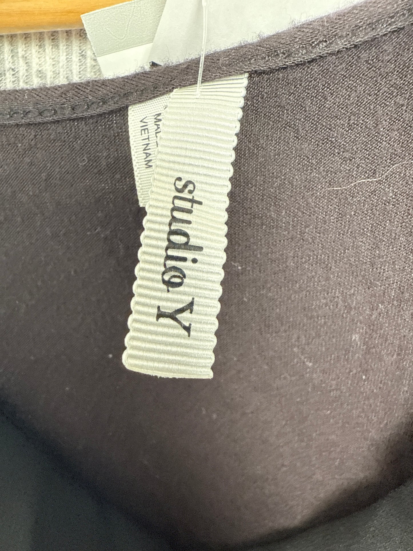 (L) 00s Mesh Cowl-Neck Top