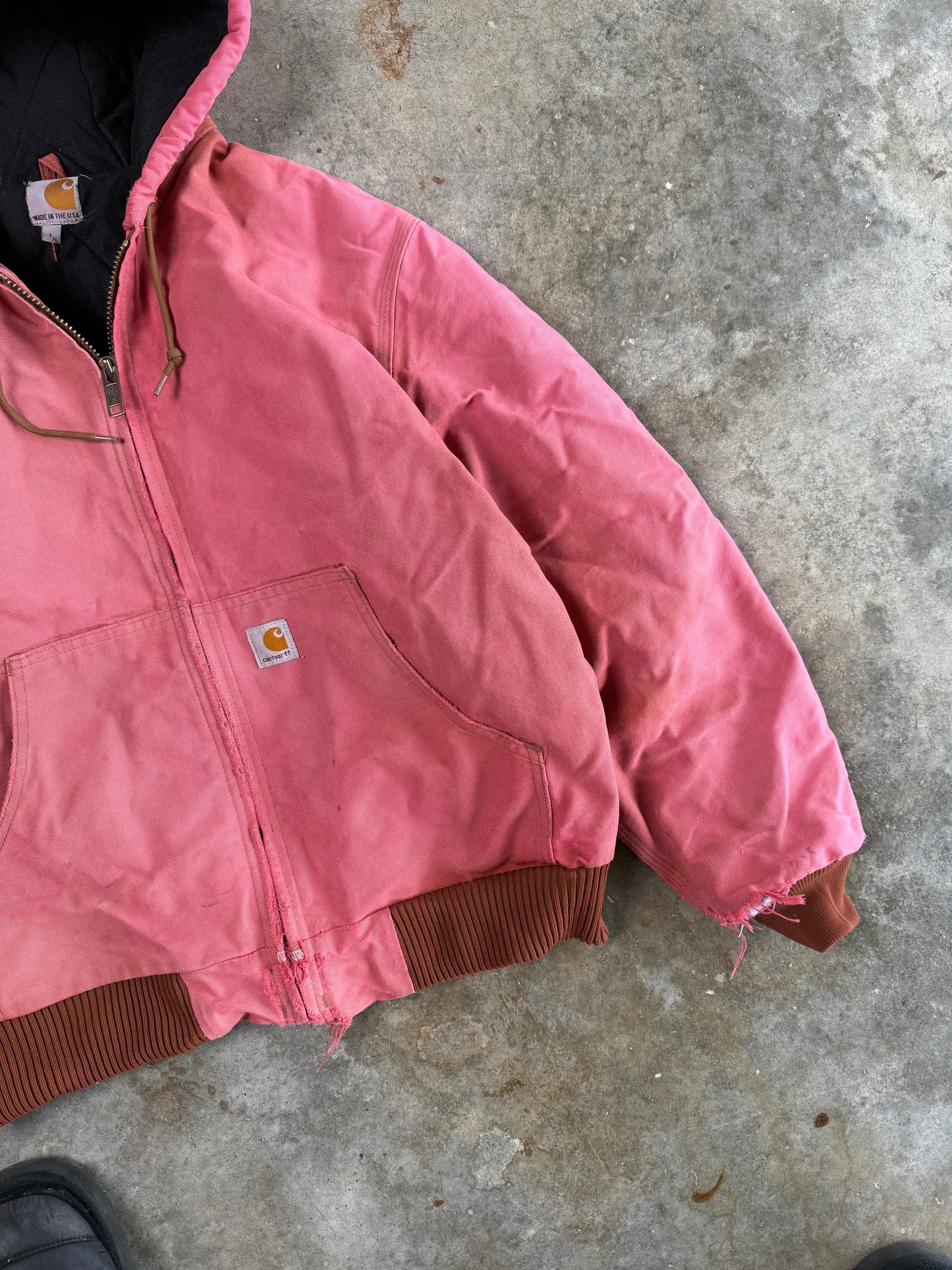 (L) Vintage Pink Carhartt Hooded Jacket