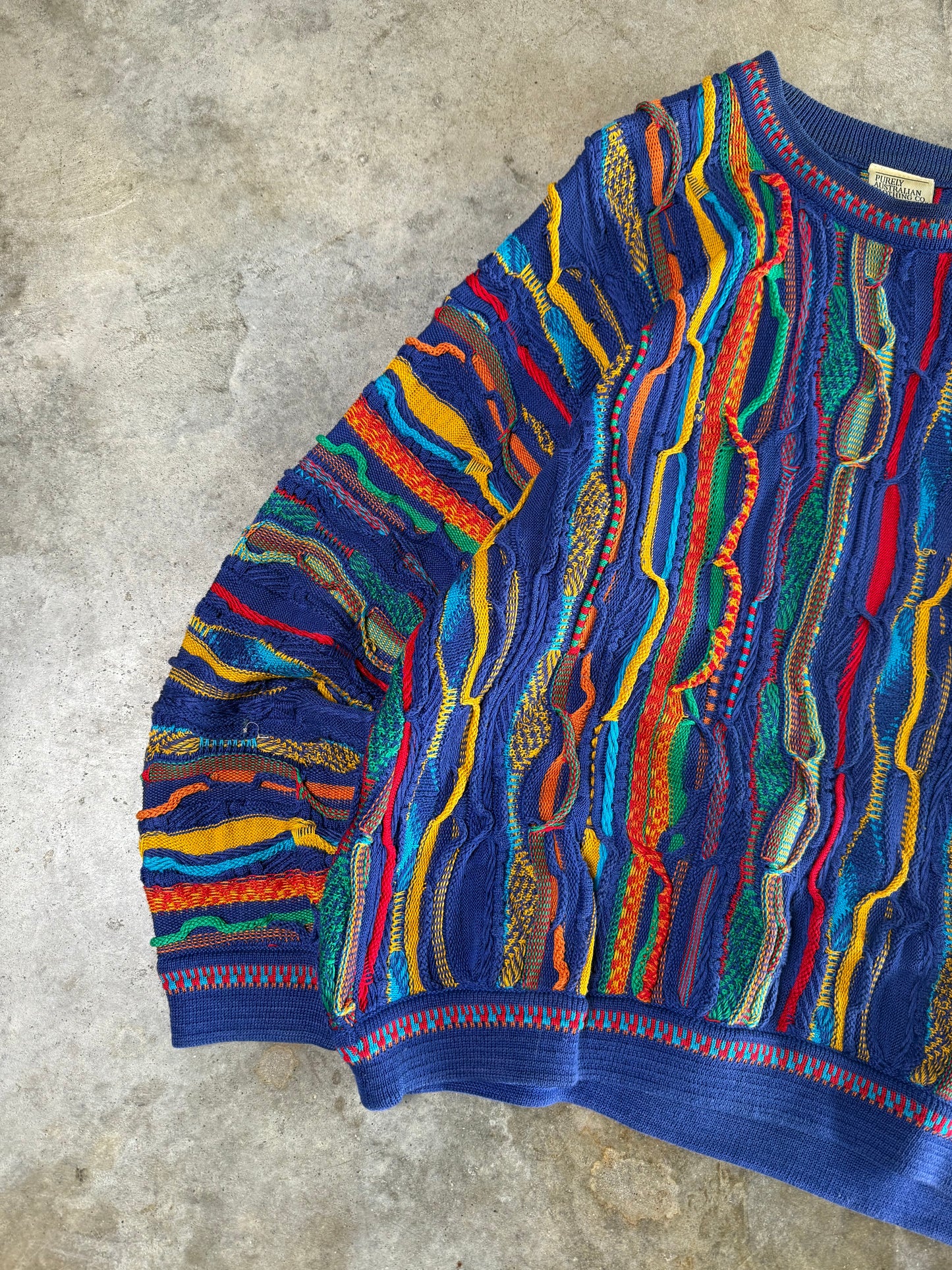 (L) Vintage Coogi-Like Sweatshirt