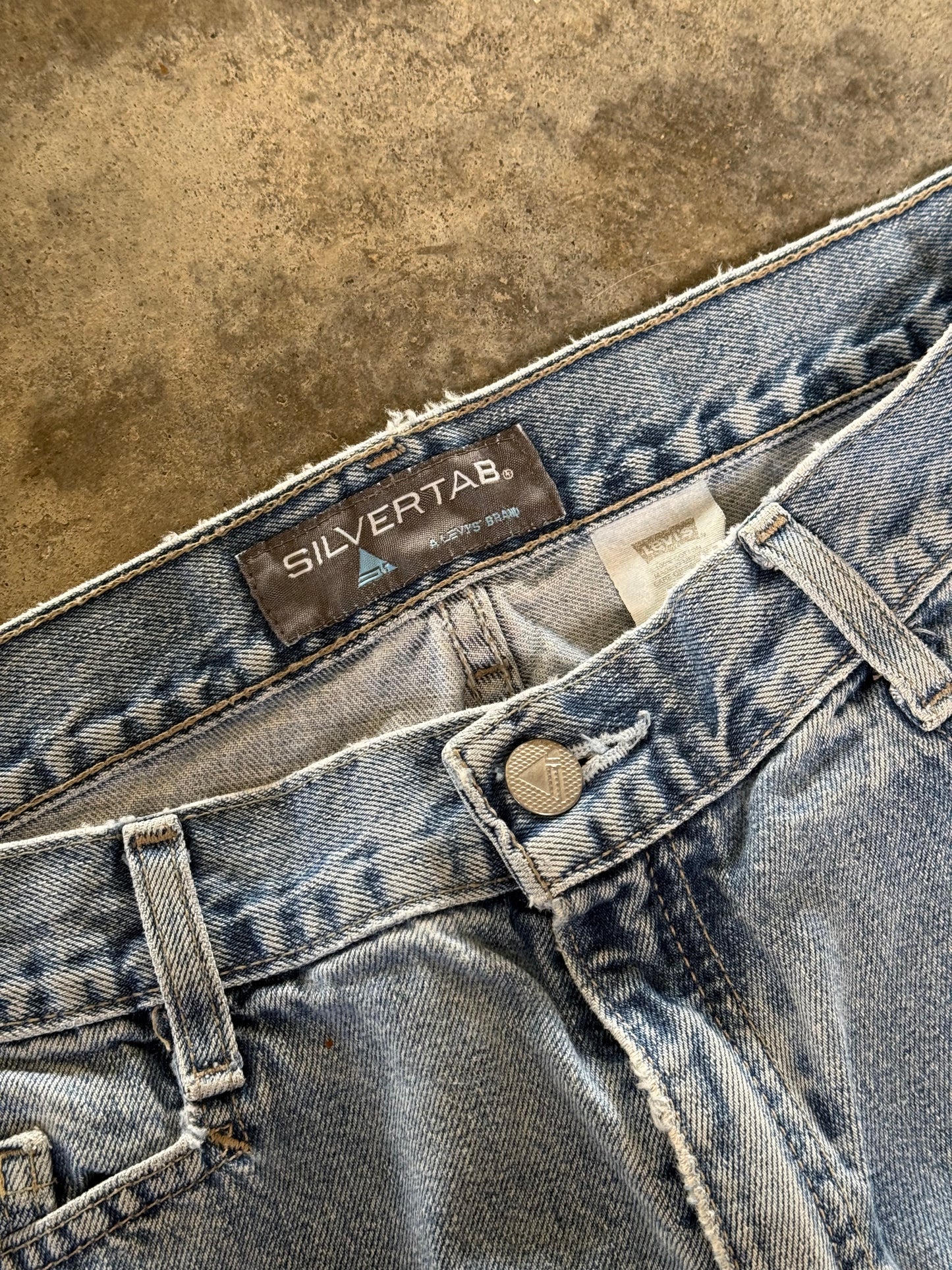 (13) Vintage Levi Silver-Tab Embroidered Jeans