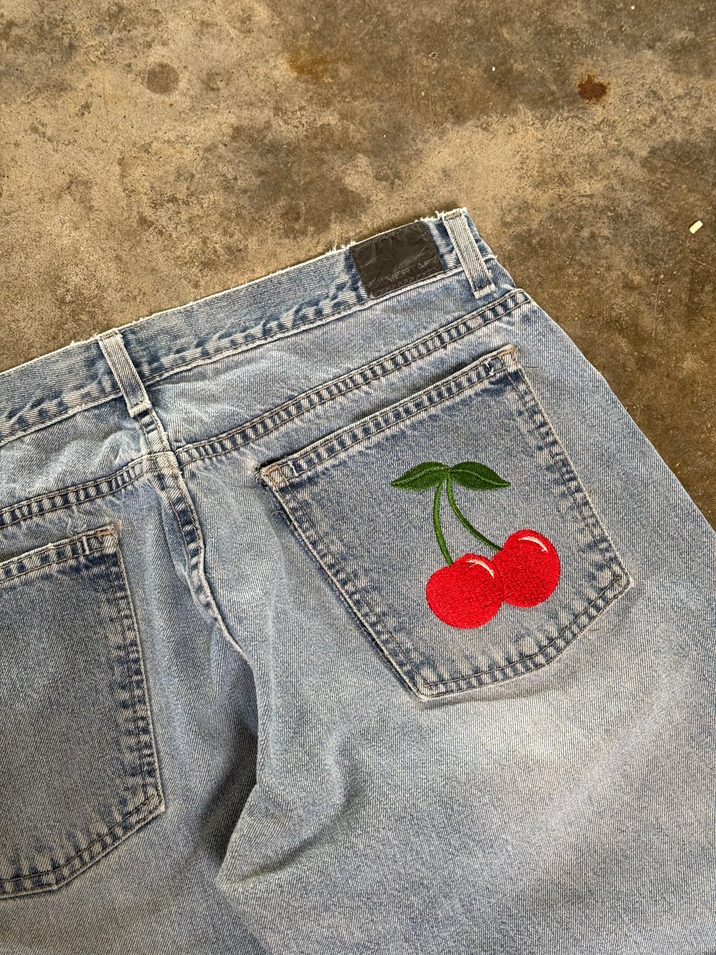 (13) Vintage Levi Silver-Tab Embroidered Jeans