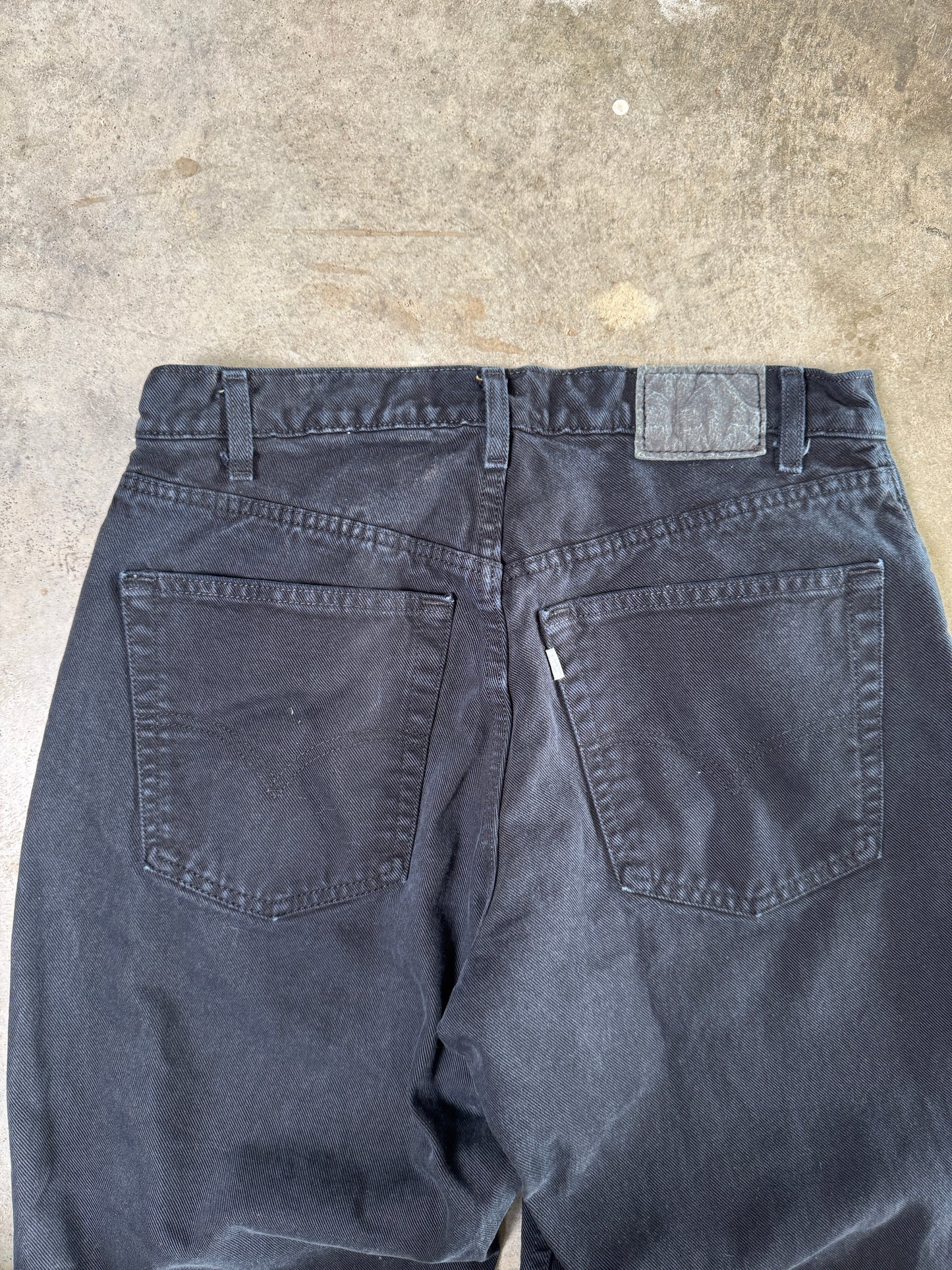 (33 x 32) Vintage Levi Silver-Tab Jeans