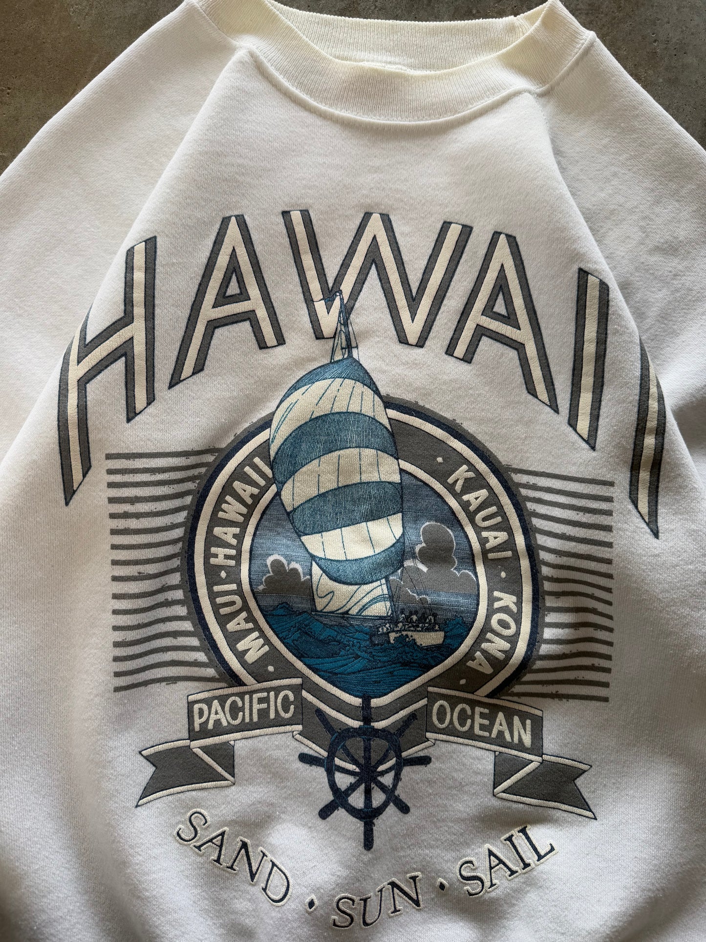 (M) Vintage Hawaii Sweatshirt