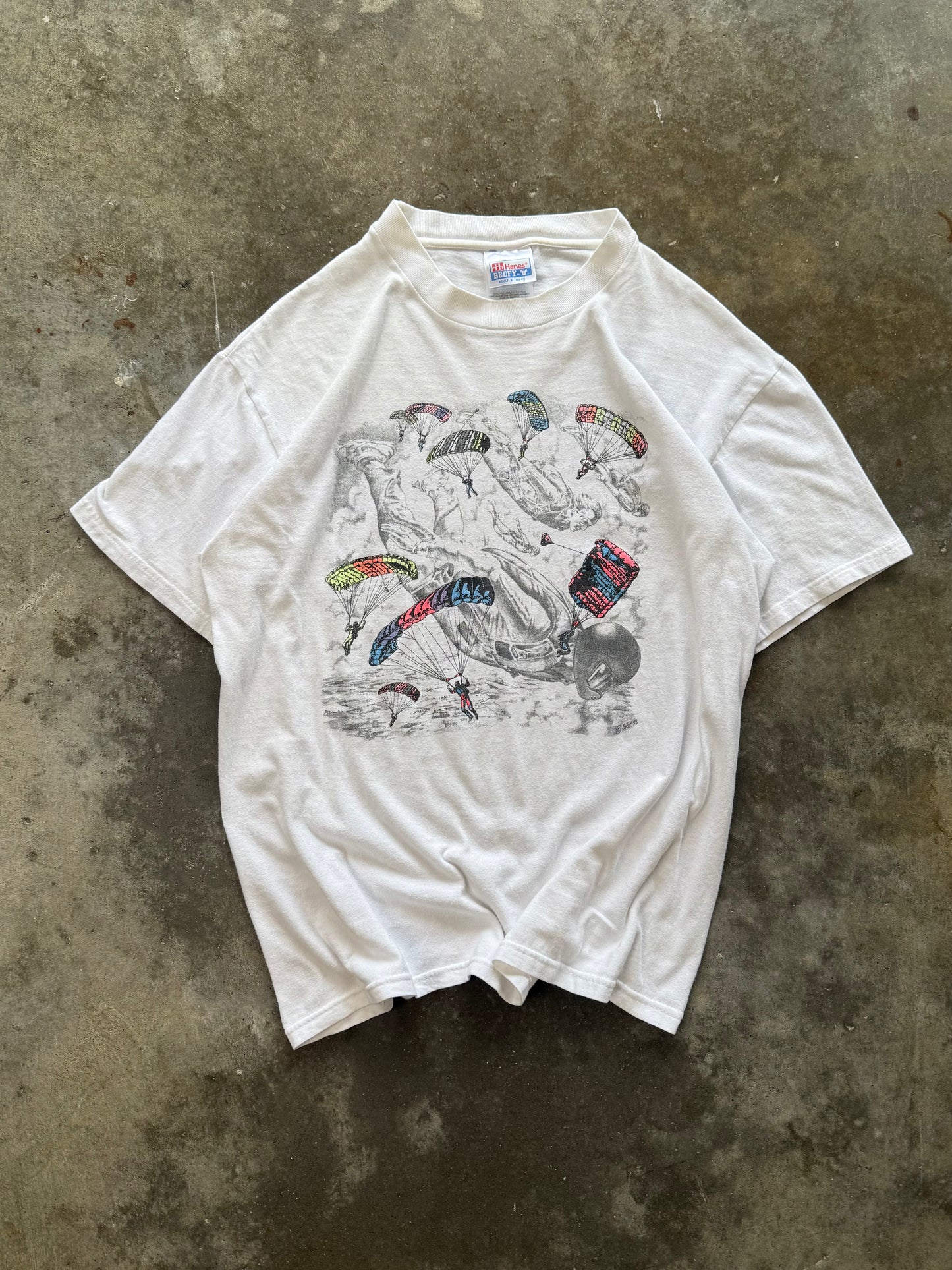 (M) 1998 Parachuters Tee