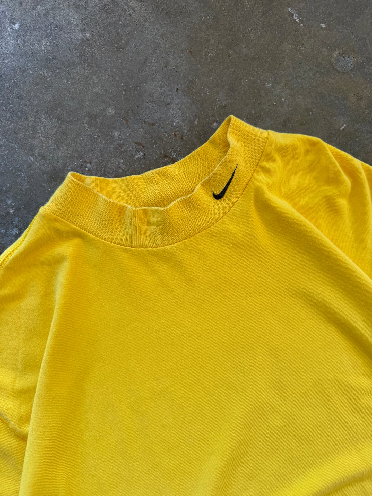 (L) 00s Nike Longsleeve