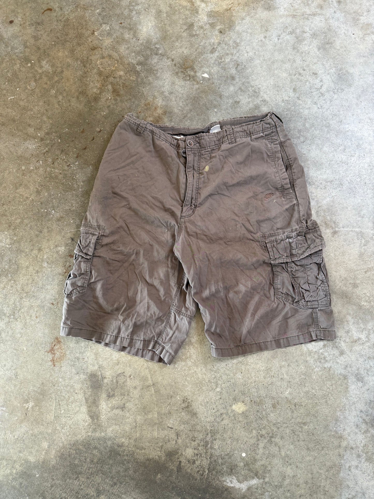 (XXL) 00s Nike Cargo Shorts
