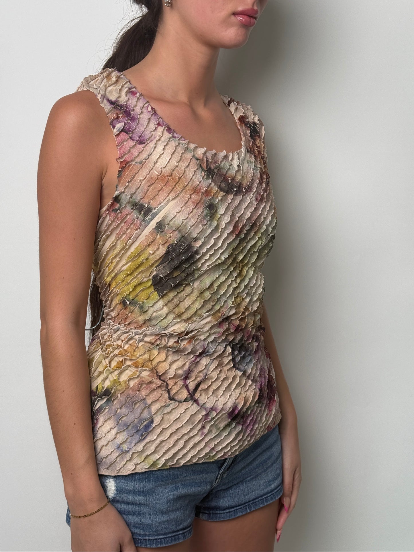 (M) 00s Floral Ruffle Tank