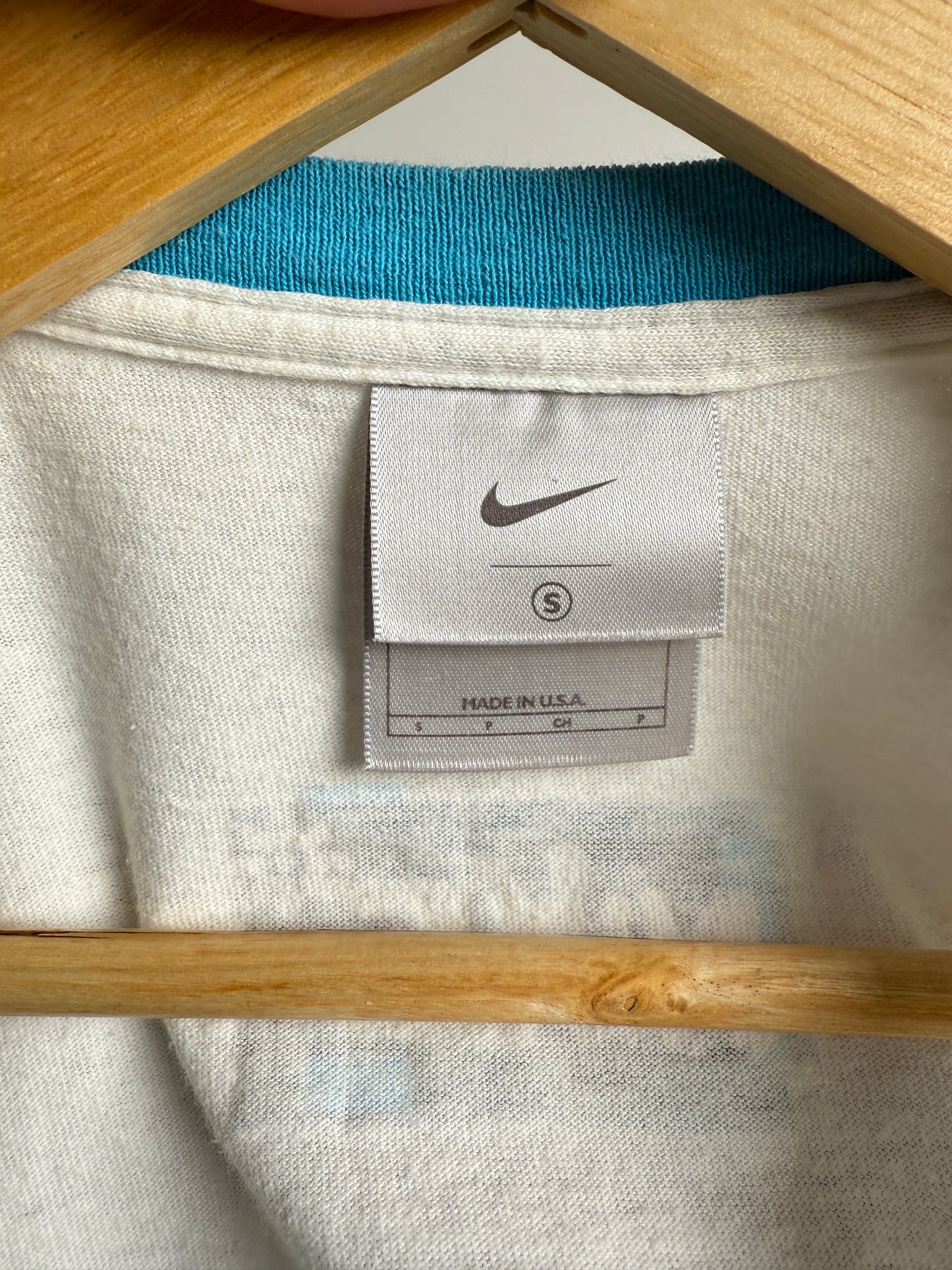 (S) 00s Nike Tee