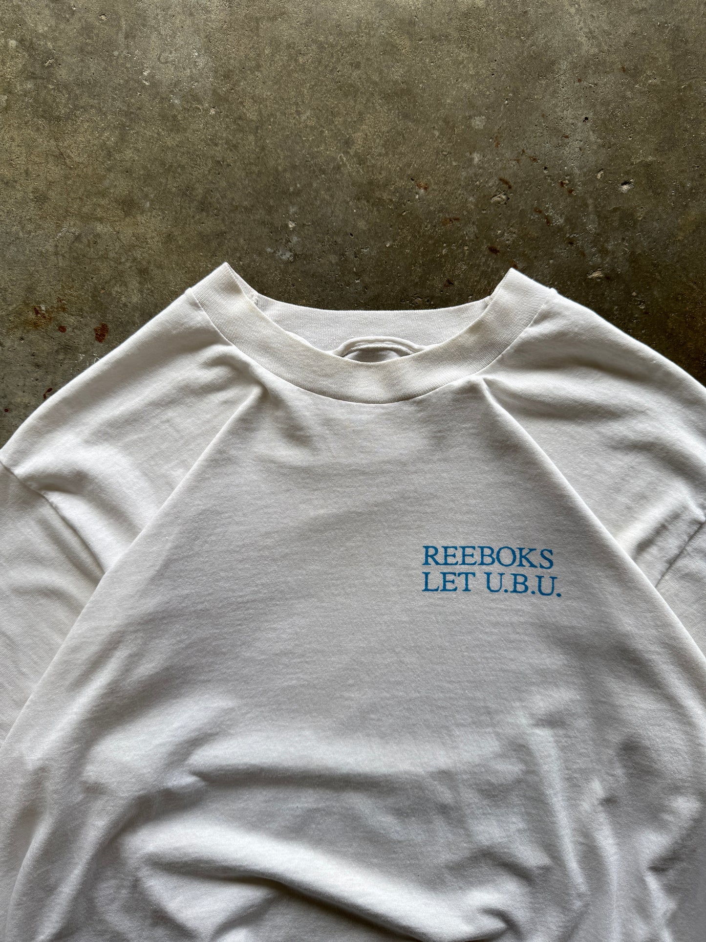(L) Vintage Reebok Tee