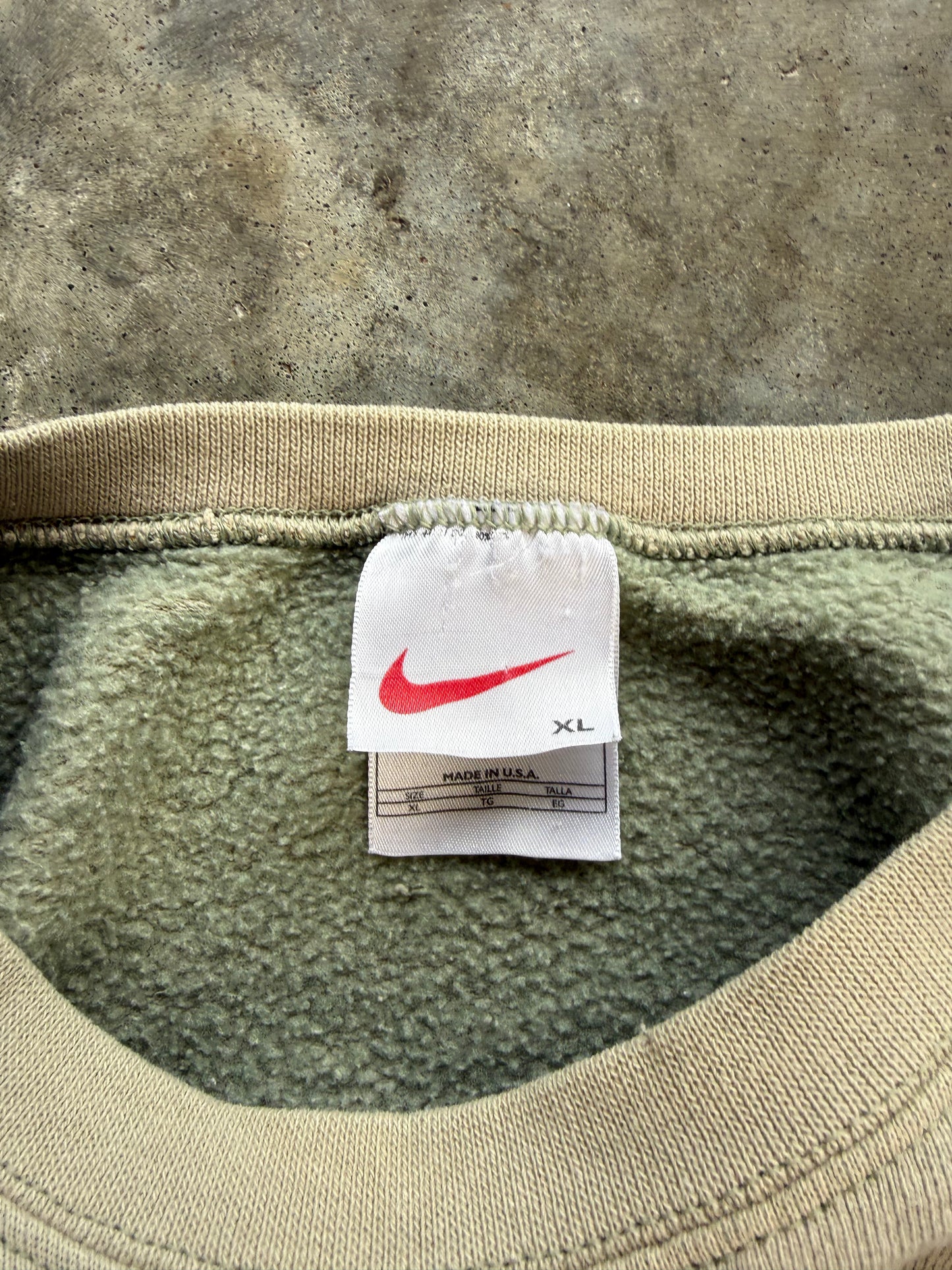 (XL) Vintage Nike Sweatshirt