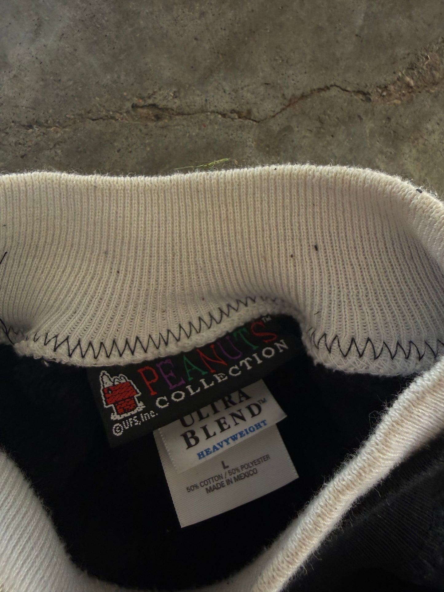 (L) Vintage Snoopy Sweatshirt