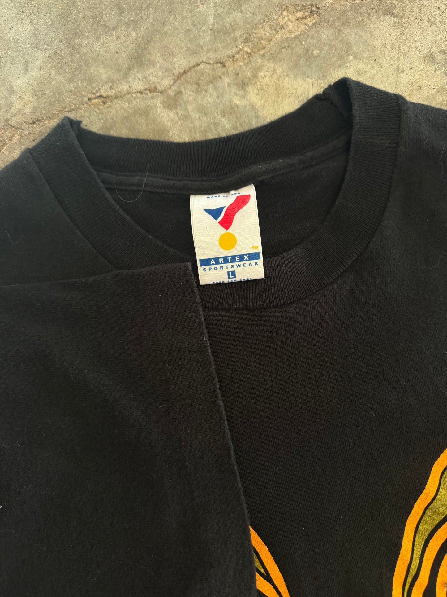 (L) Vintage Halloween Tee