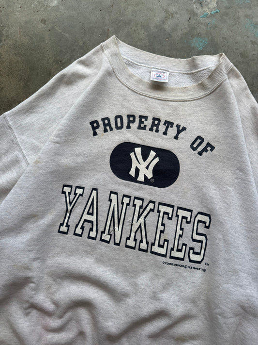 (XL) Vintage Yankees Baseball Sweatshirt
