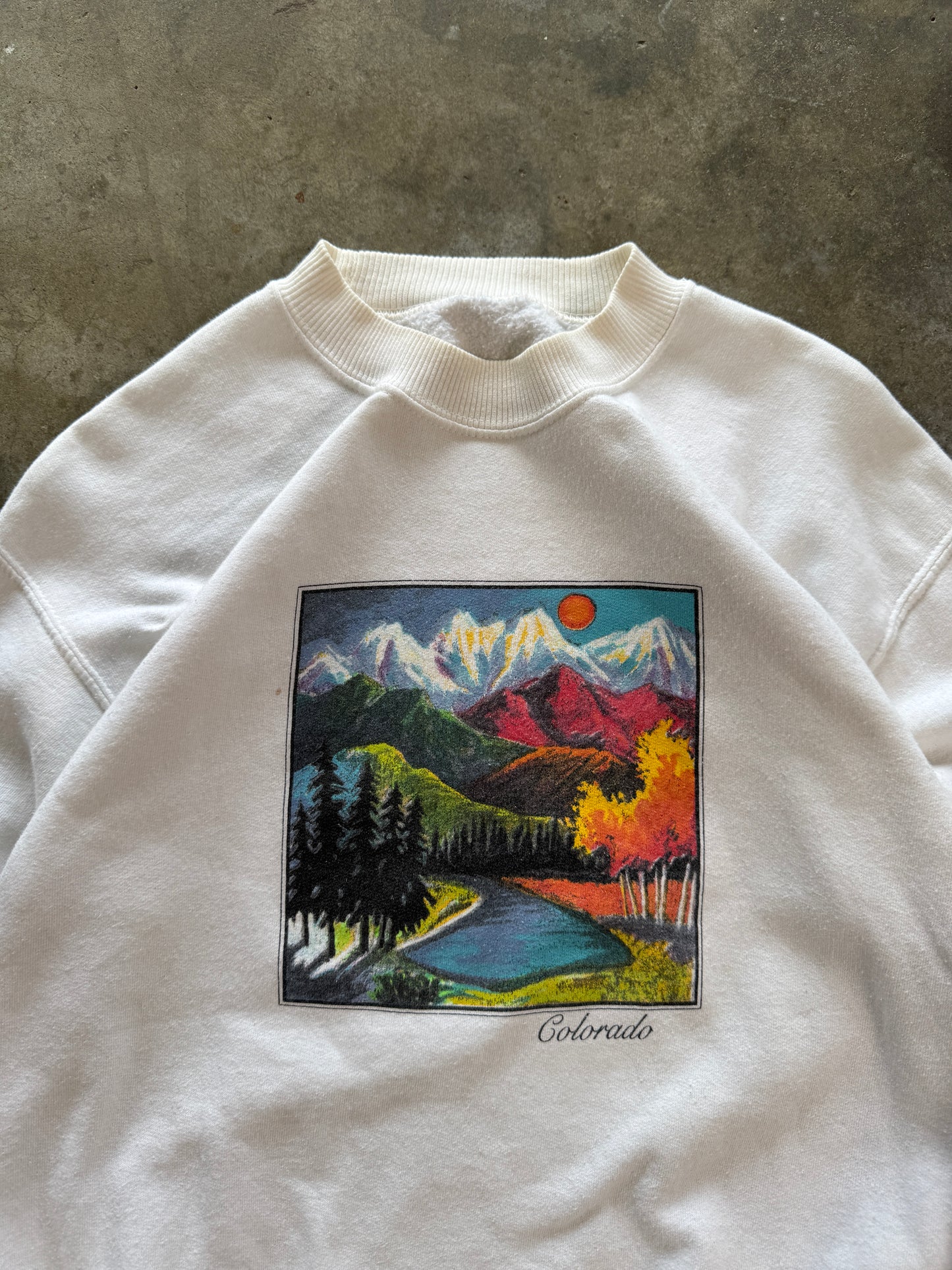 (S) Vintage Colorado Sweatshirt
