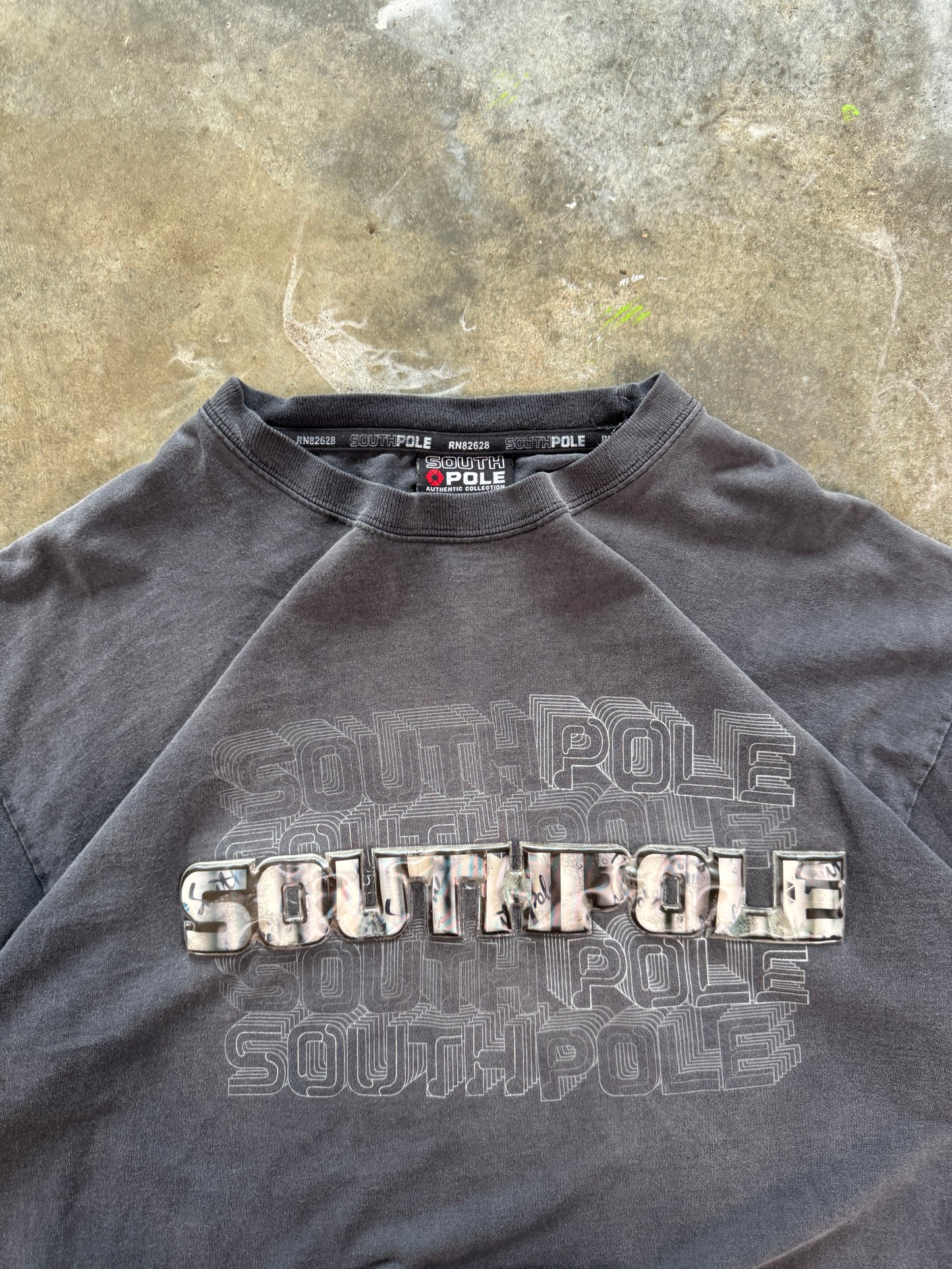 (XL) 00s Faded SouthPole Tee