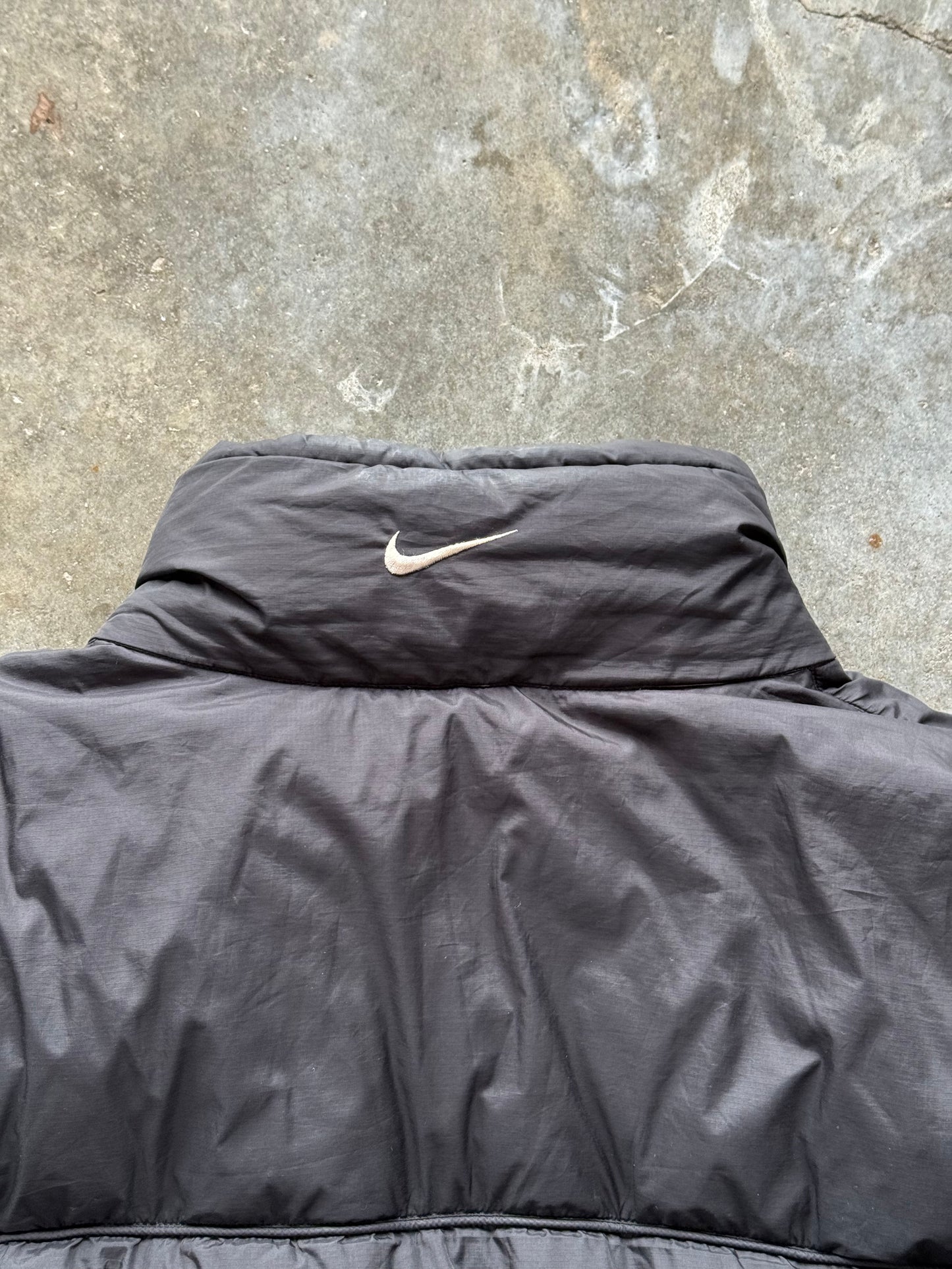 (XL) Vintage Nike Puffer Jacket