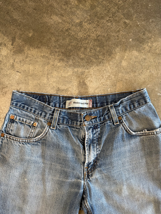 (36) 00s Levi Relaxed Fit Jorts