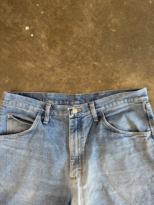 (34) 00s Wrangler Jorts