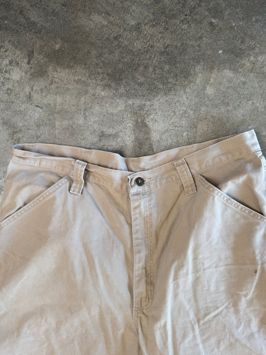 (34) 00s Wrangler Carpenter Shorts