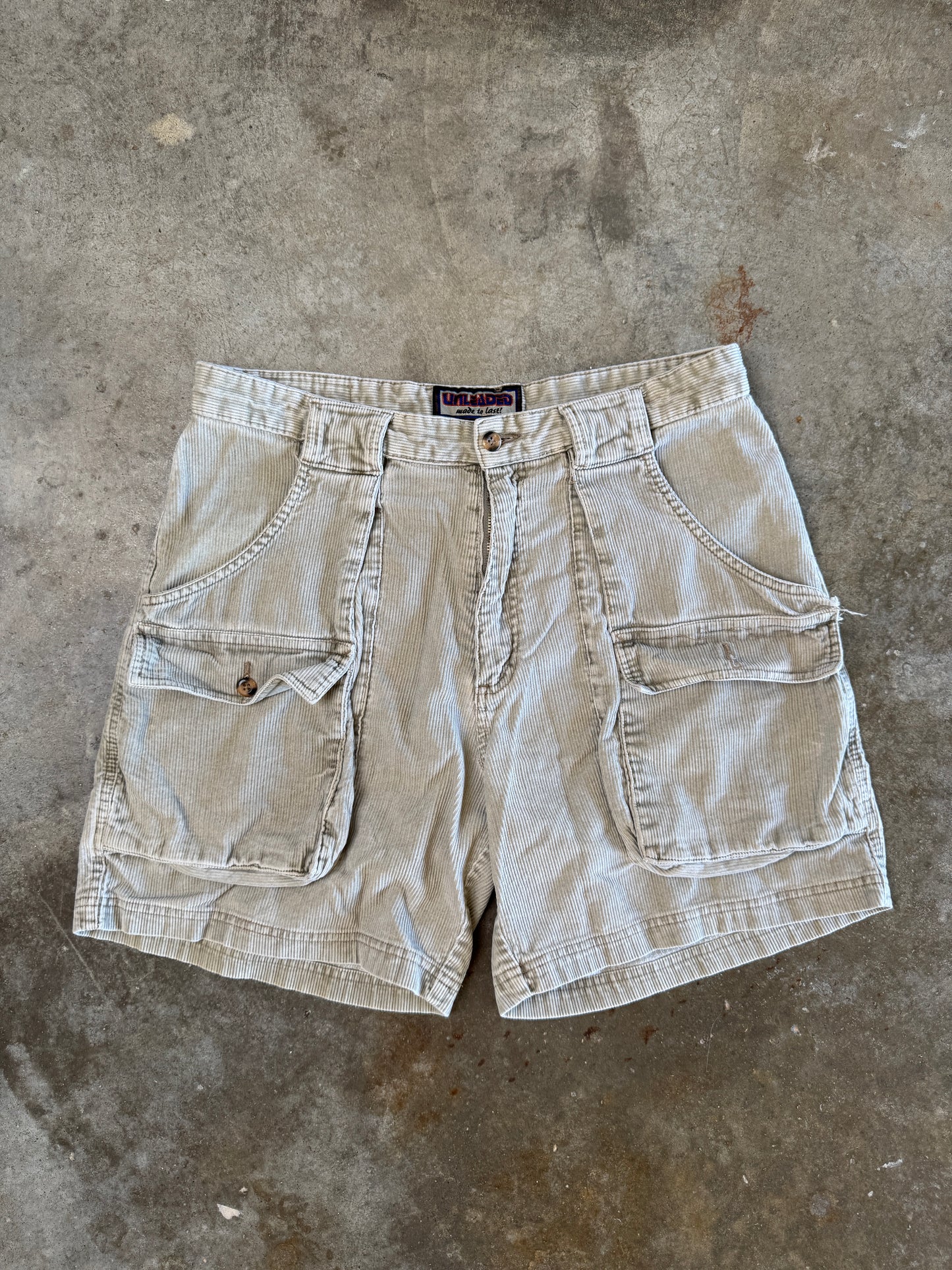 (36) 00s Corduroy Shorts