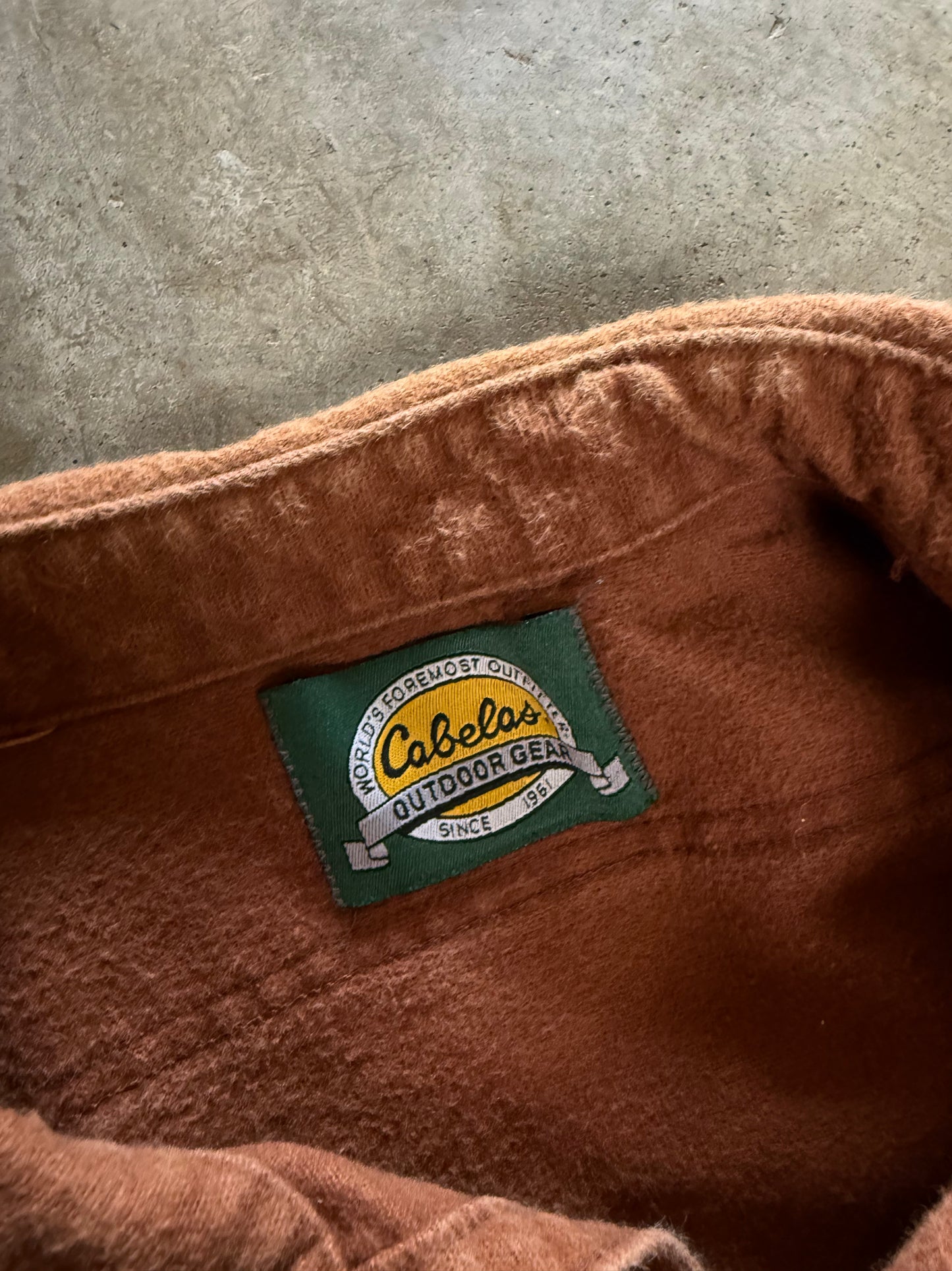 (XL) Vintage Cabela's Button-Up