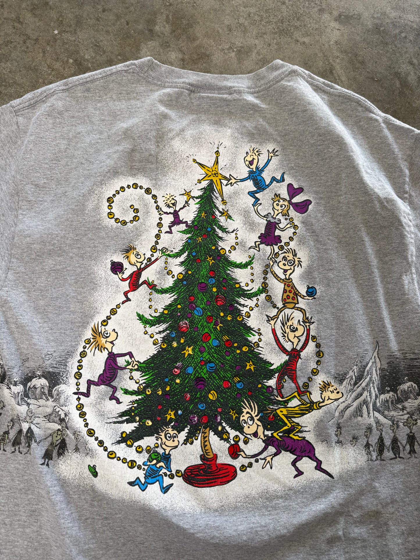 (L) 2001 Grinch Christmas Tee
