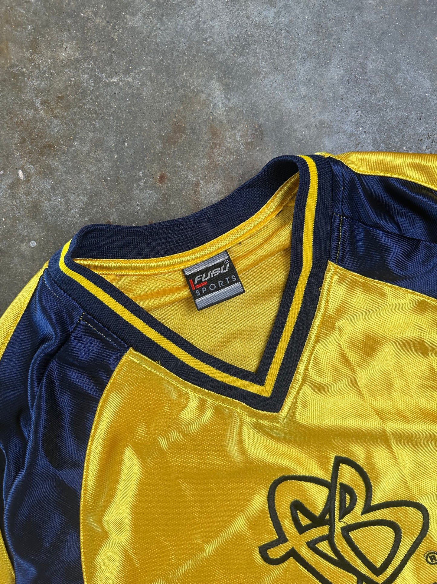 (L) 00s FUBU Tee