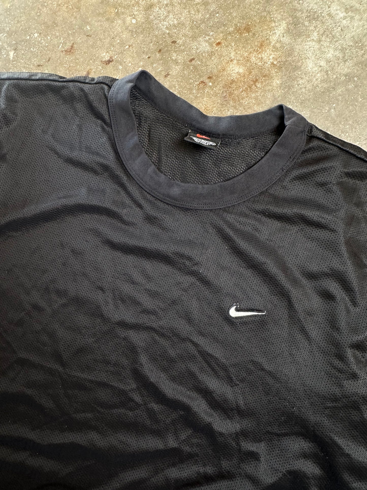 (L) 00s Nike Tee