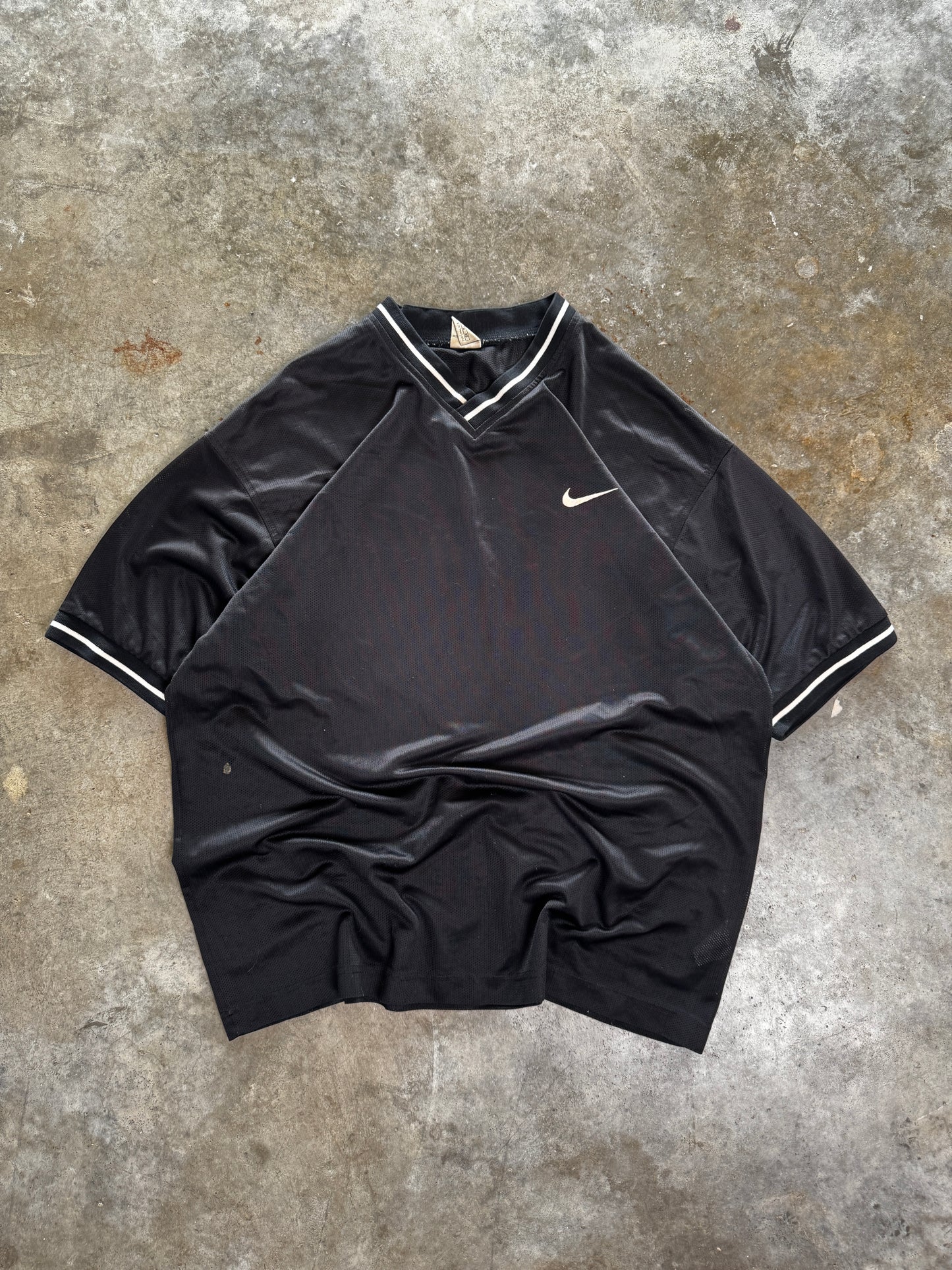 (XL) Vintage Nike Mesh Tee