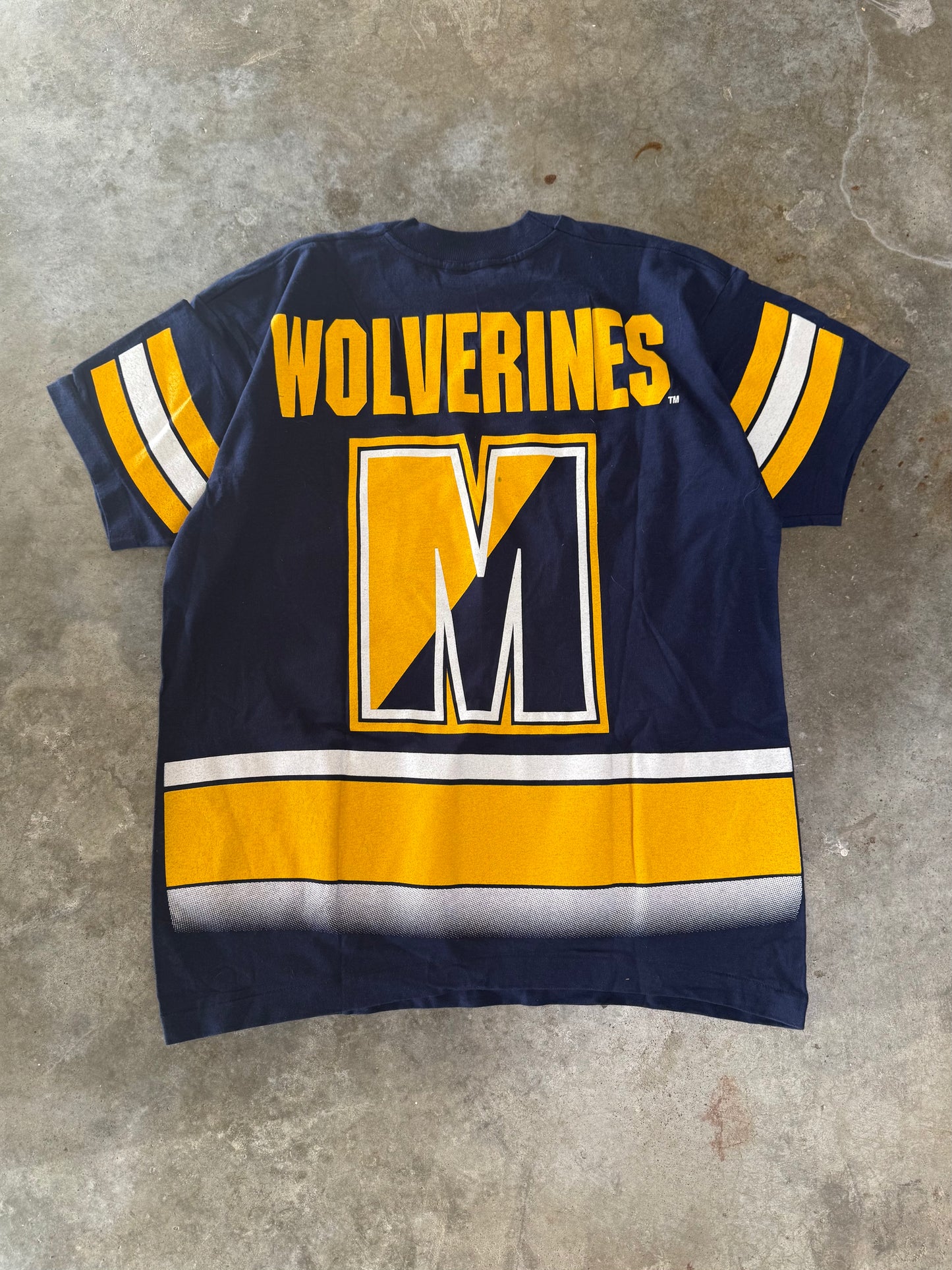 (L) Vintage Michigan Wolverines Football Tee