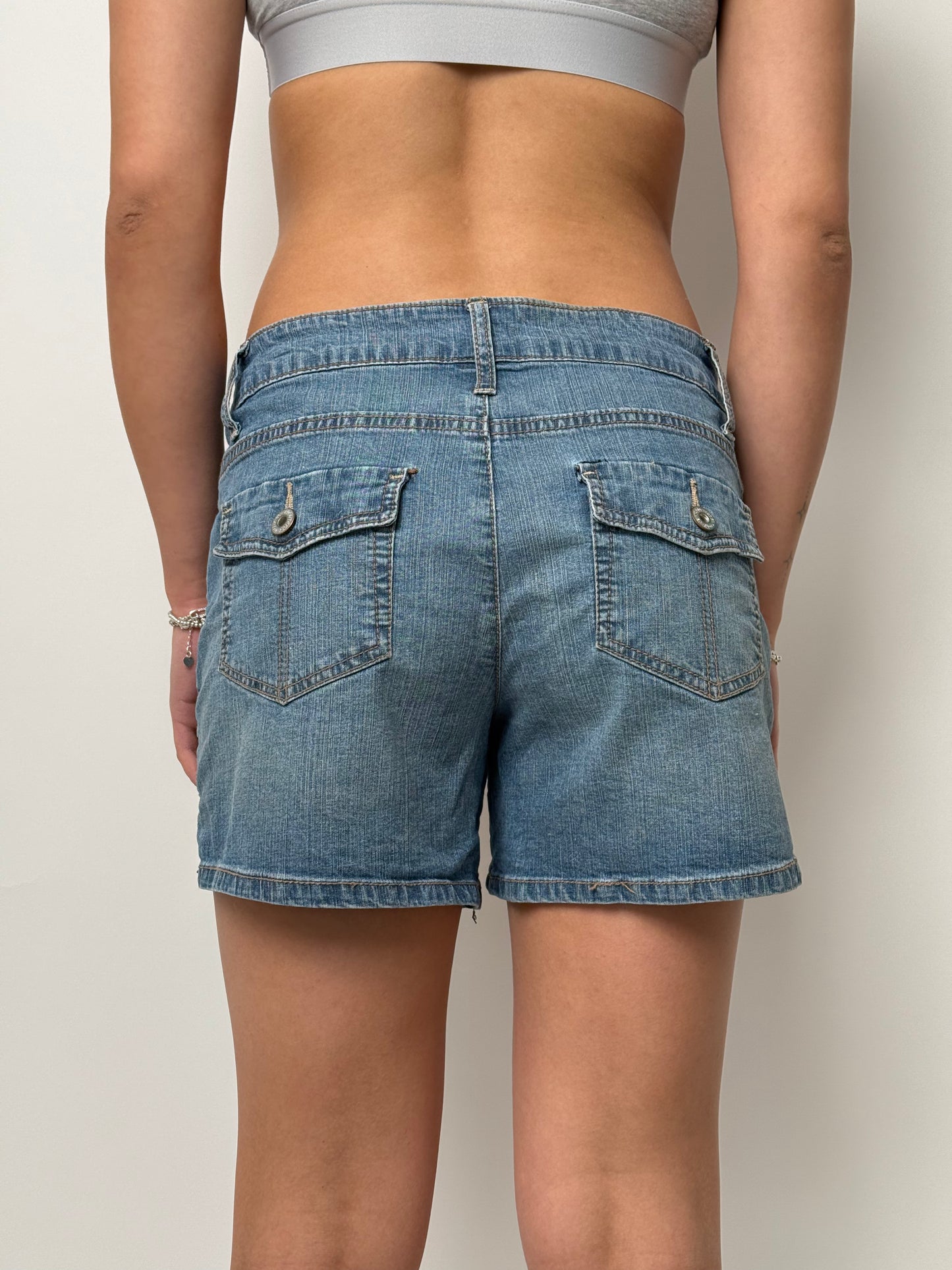 (4) 00s Faded Glory Jorts