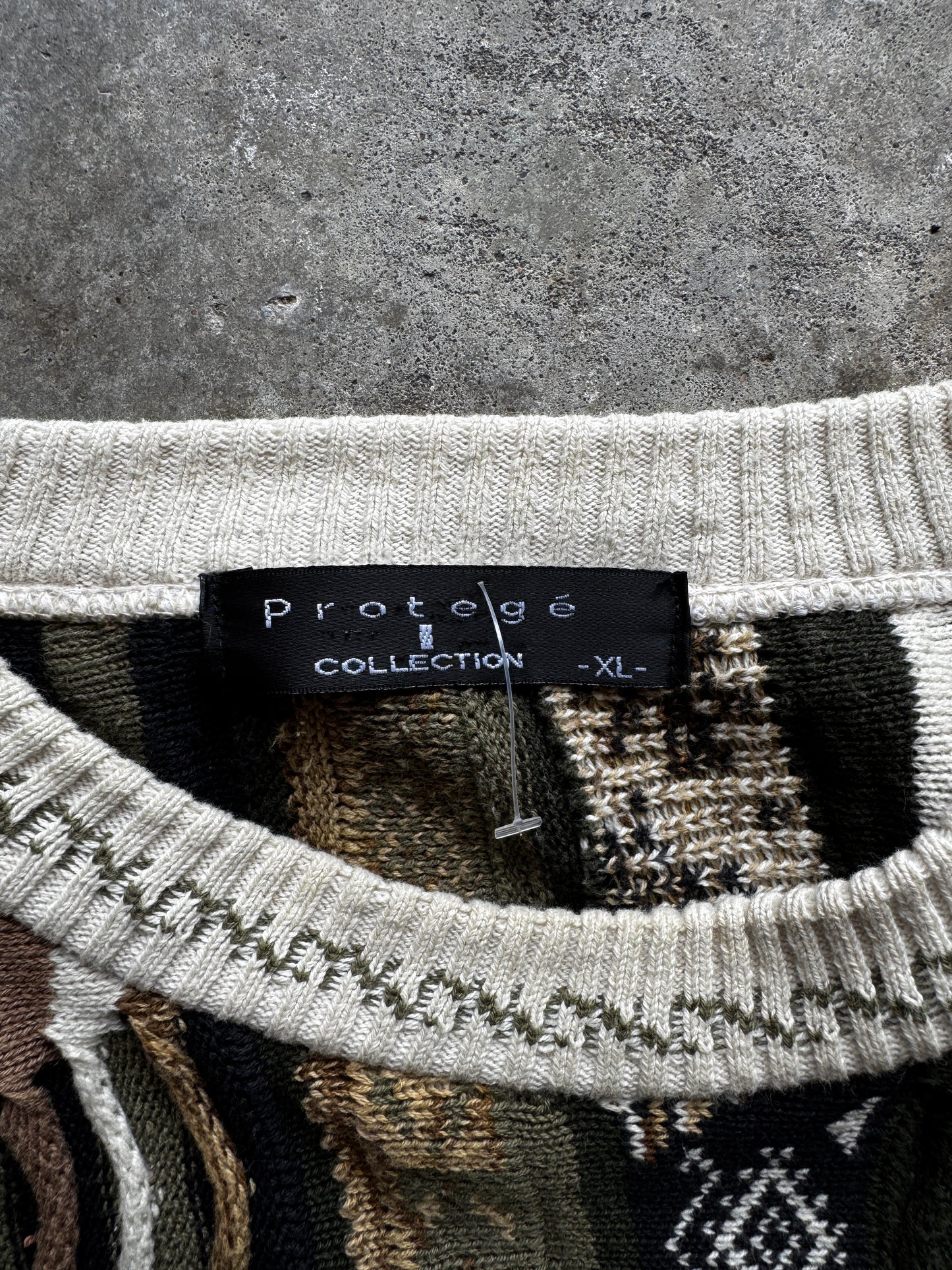 (XL) Vintage Protegé Coogi-Like Sweater