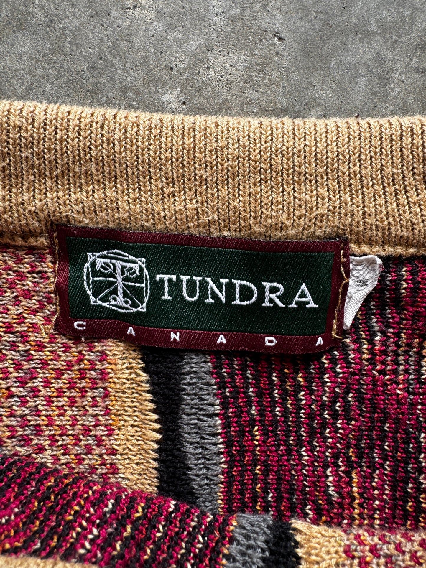 (M) Vintage Tundra Coogi-Like Sweater