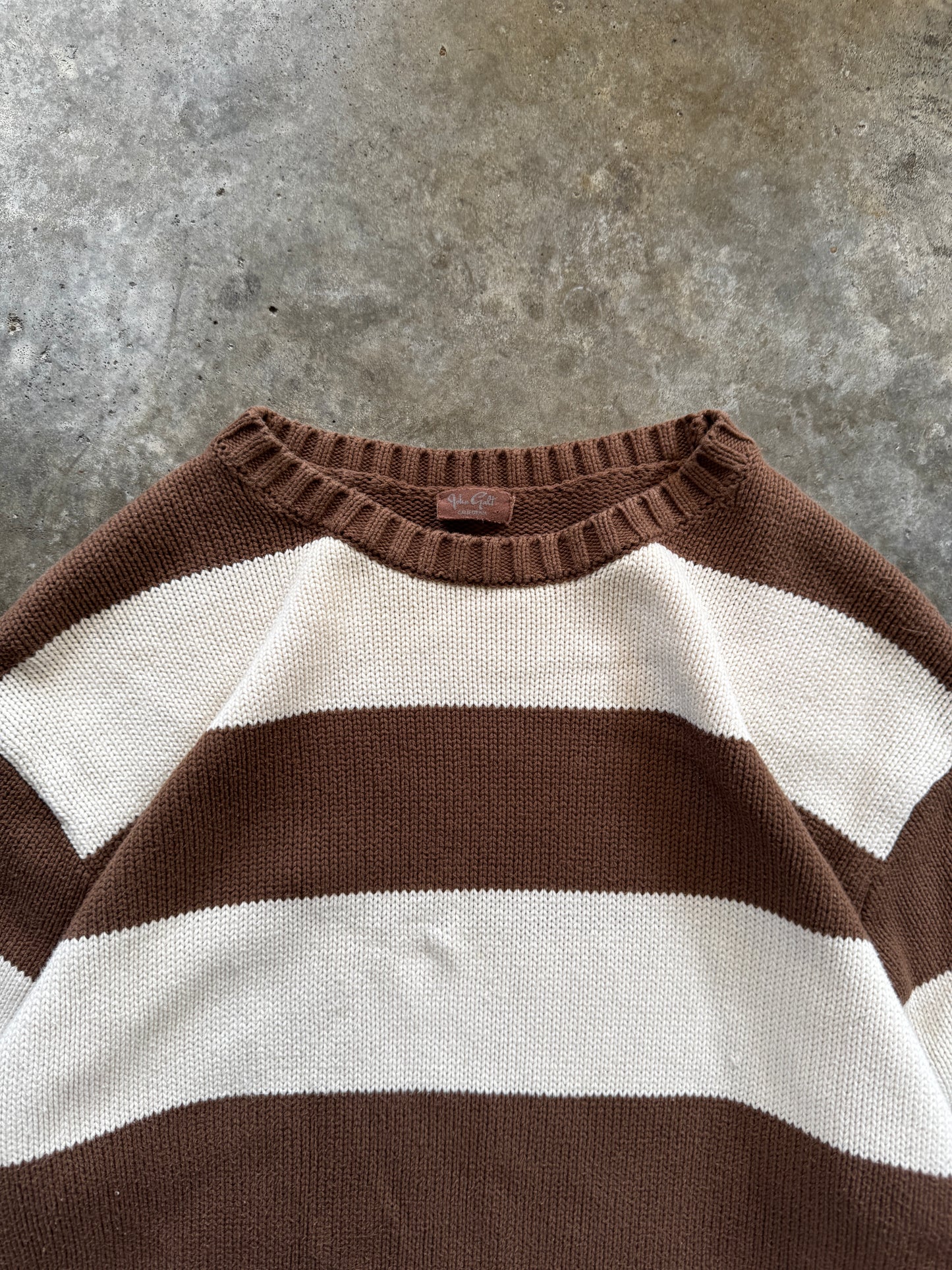 (L) Vintage Striped Sweater