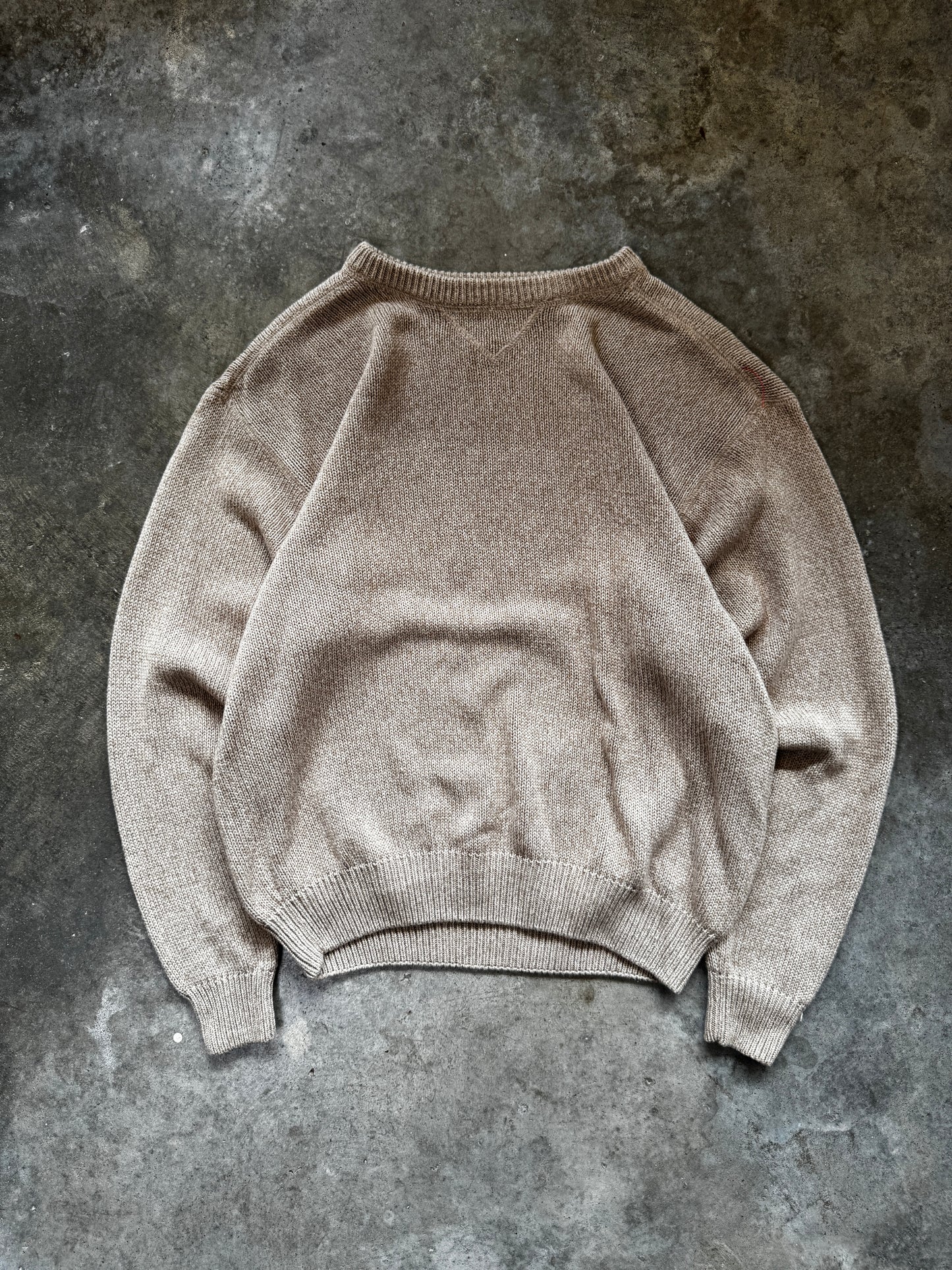 (L) Vintage Knit Sweater