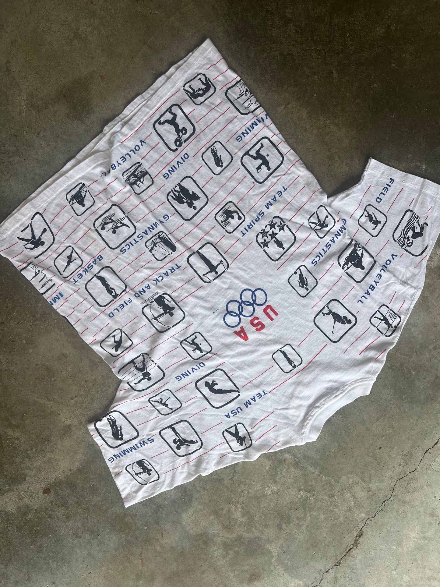 (XL) VIntage USA Olympics Tee