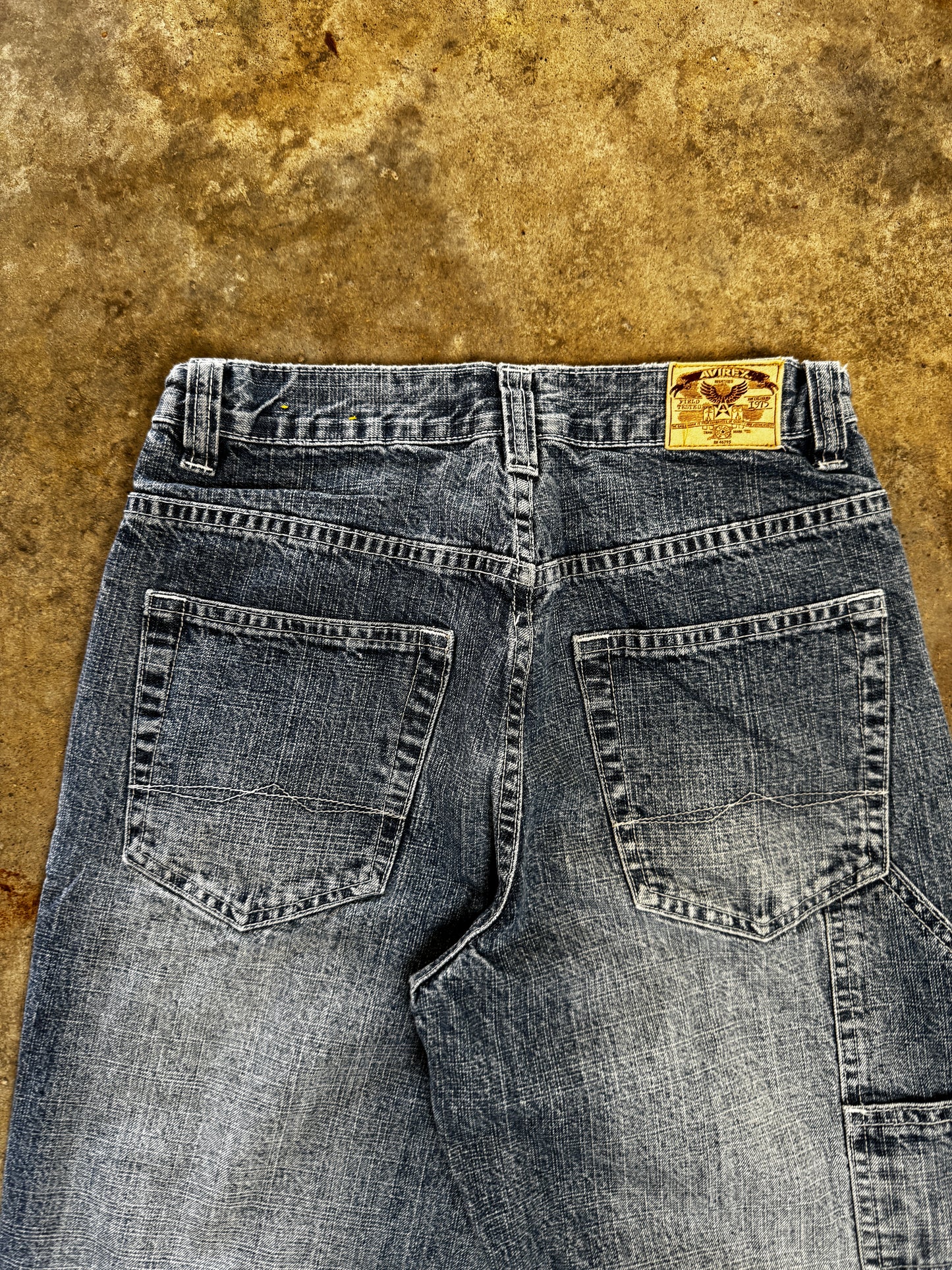 (10) Avirex Denim Baggy Jeans