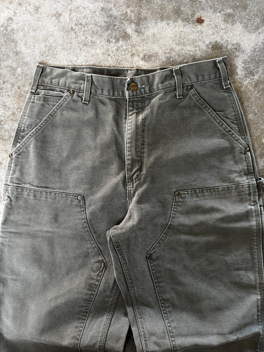 (33 x 34) Carhartt Double-Knee Jeans
