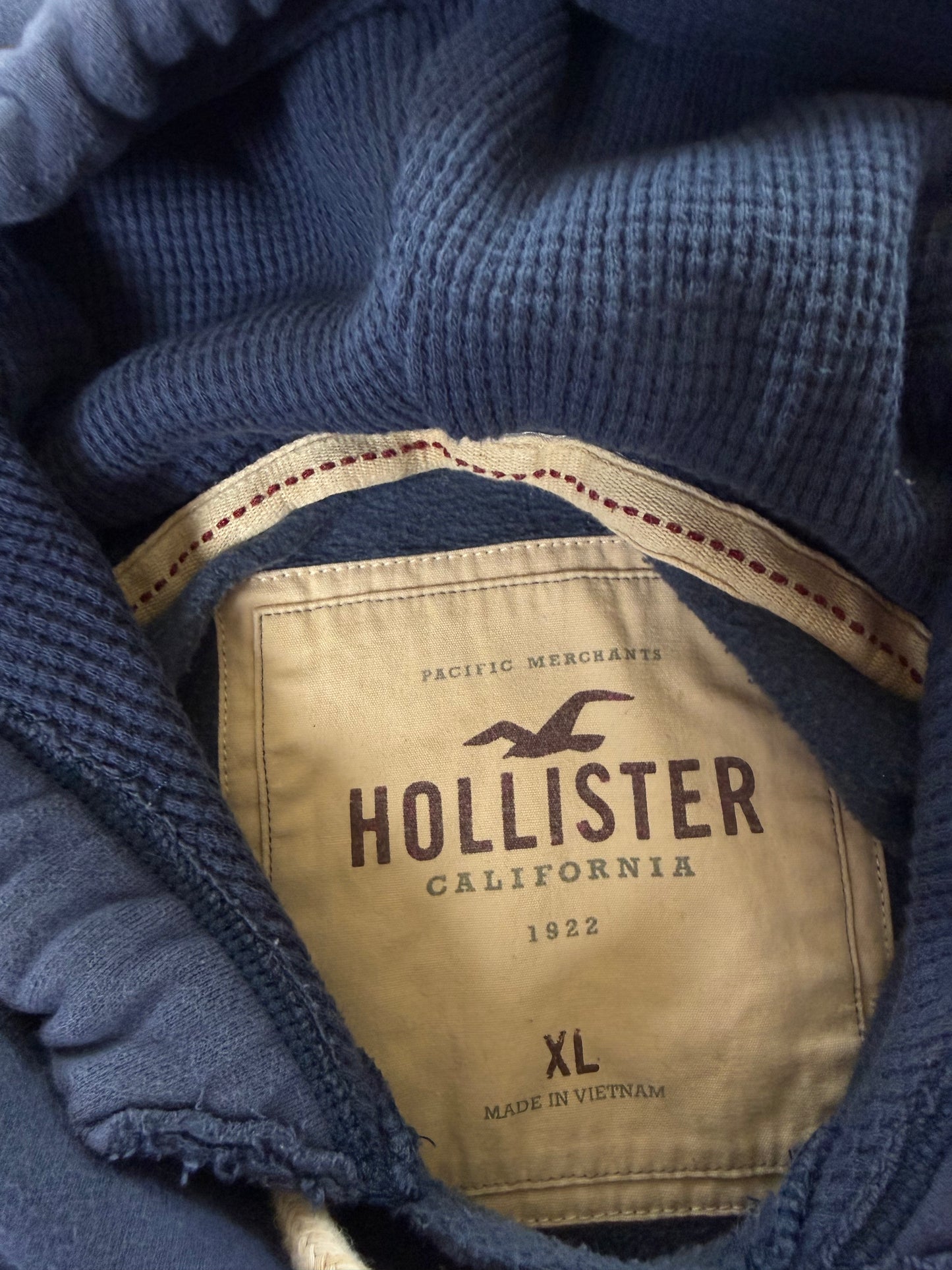 (XL) Vintage Hollister Hoodie