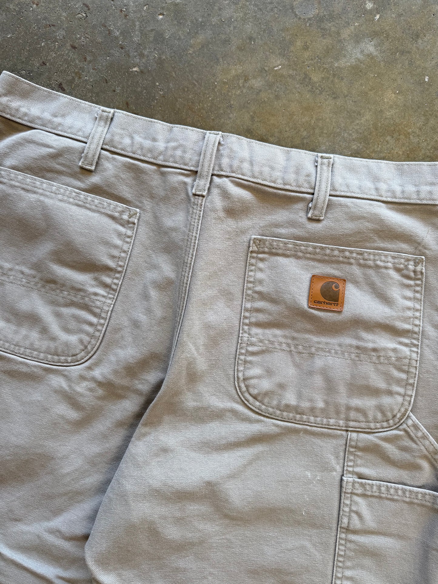 (34) Carhartt Carpenter Shorts