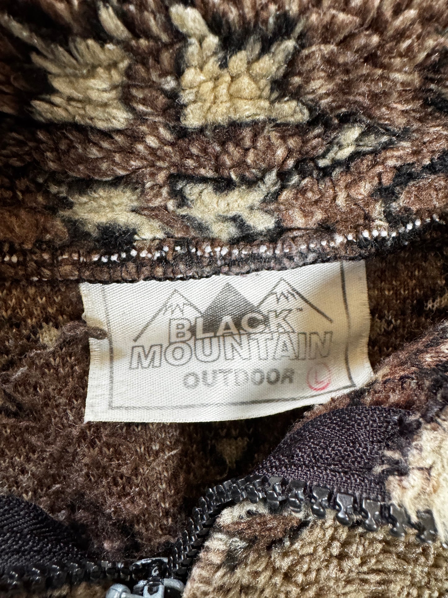 (L) Vintage Black Mountain Deer Fleece Zip-Up