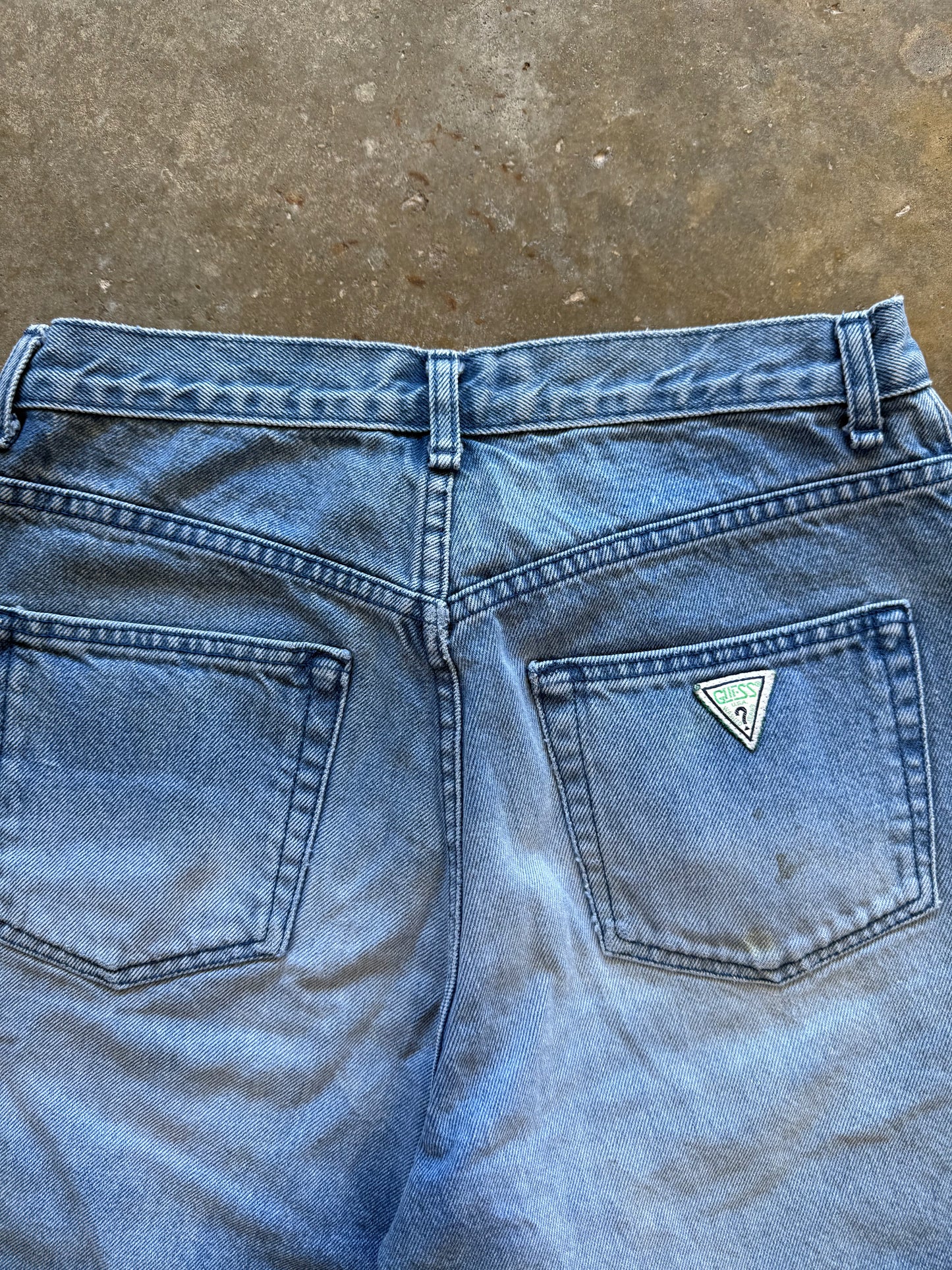 (30) Vintage Guess Denim Jorts
