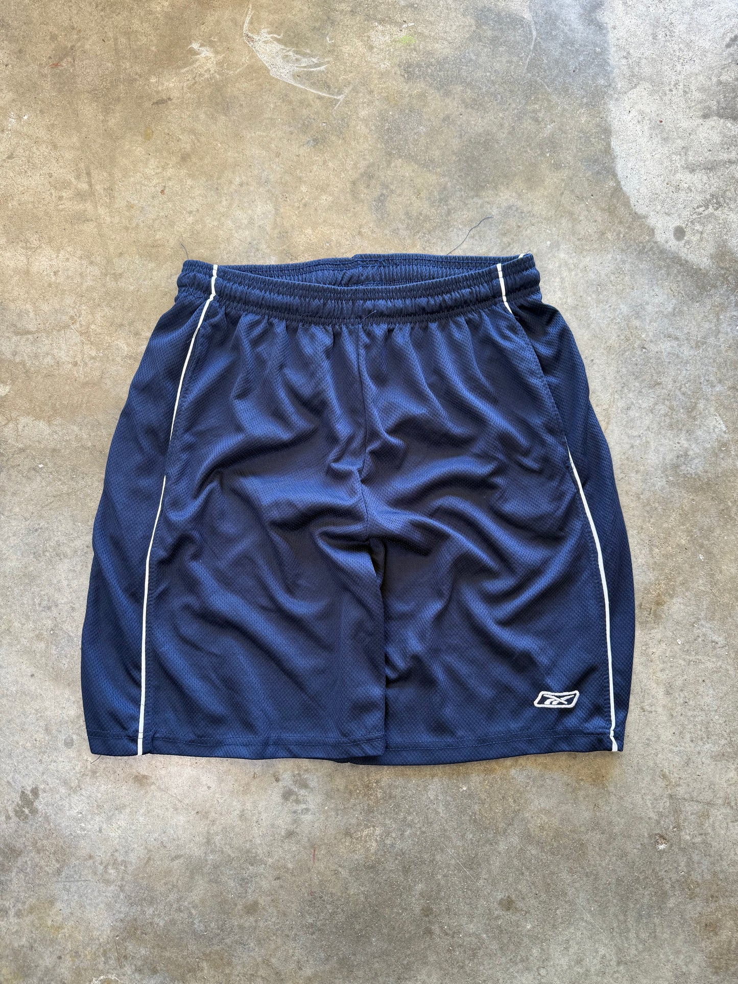 (L) 00s Reebok Shorts