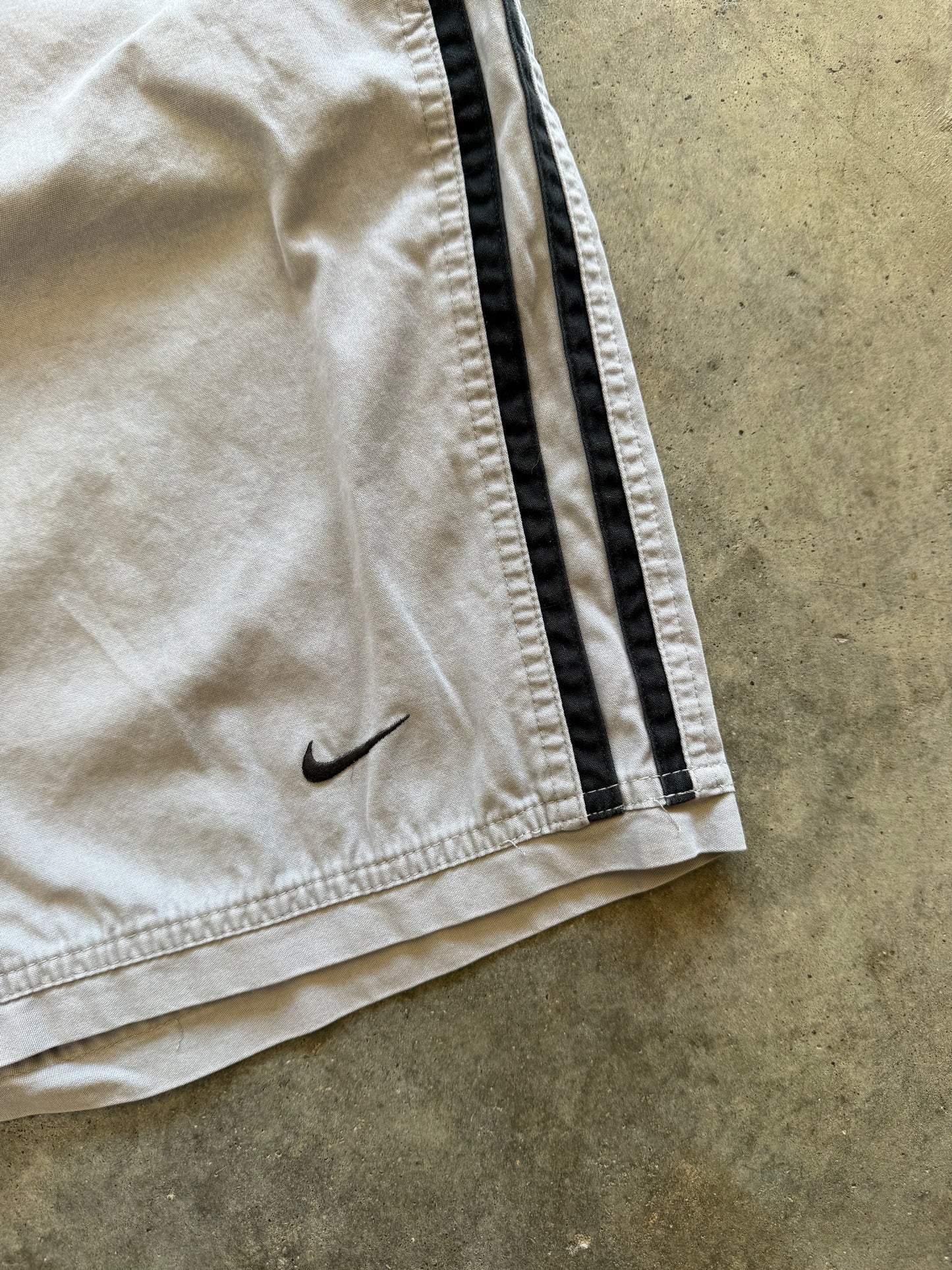 (M) 00s Nike Athletic Shorts