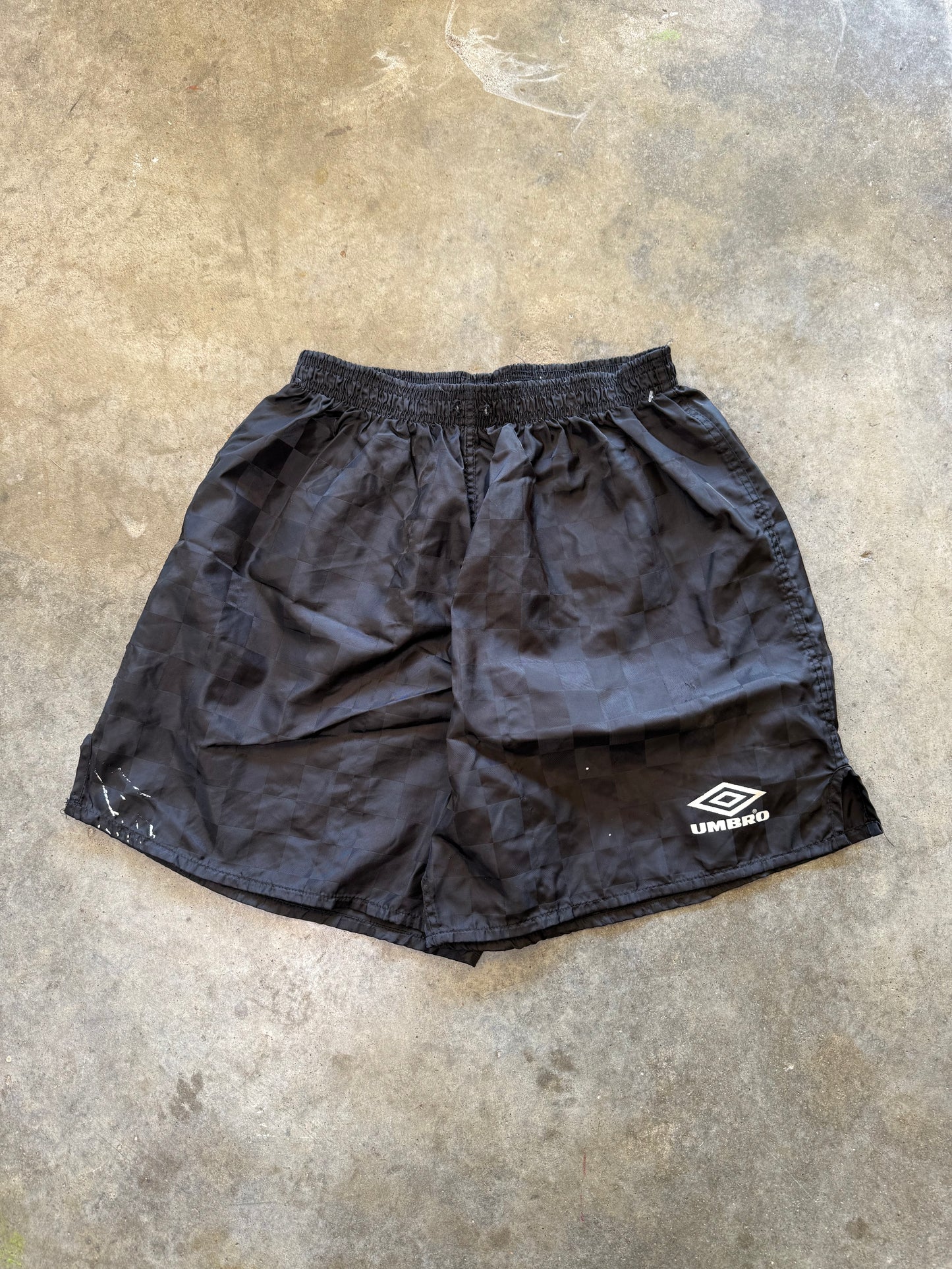 (M) Vintage Umbro Athletic Shorts