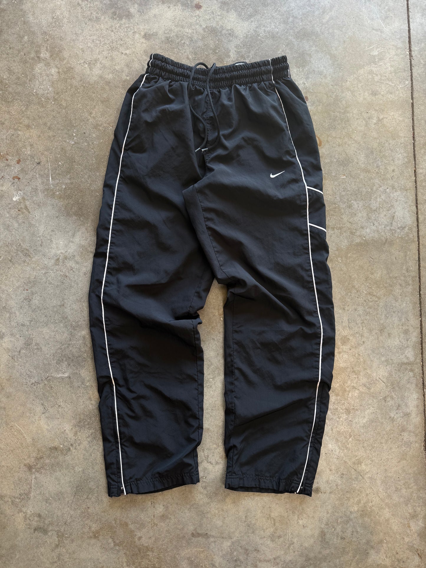 (M) 00s Nike Nylon Sweatpants