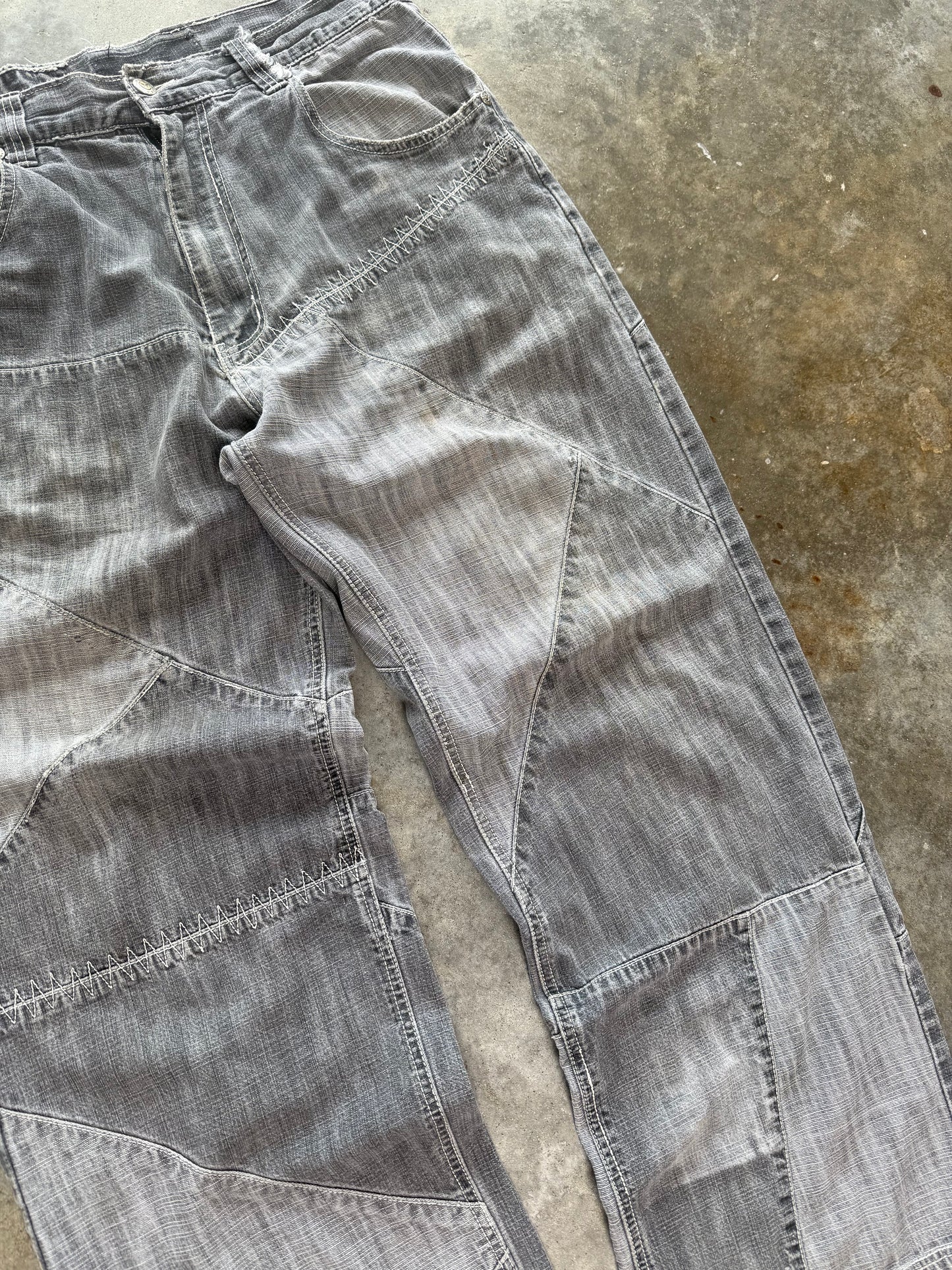 (32 x 32) Mukka Patchwork Jeans