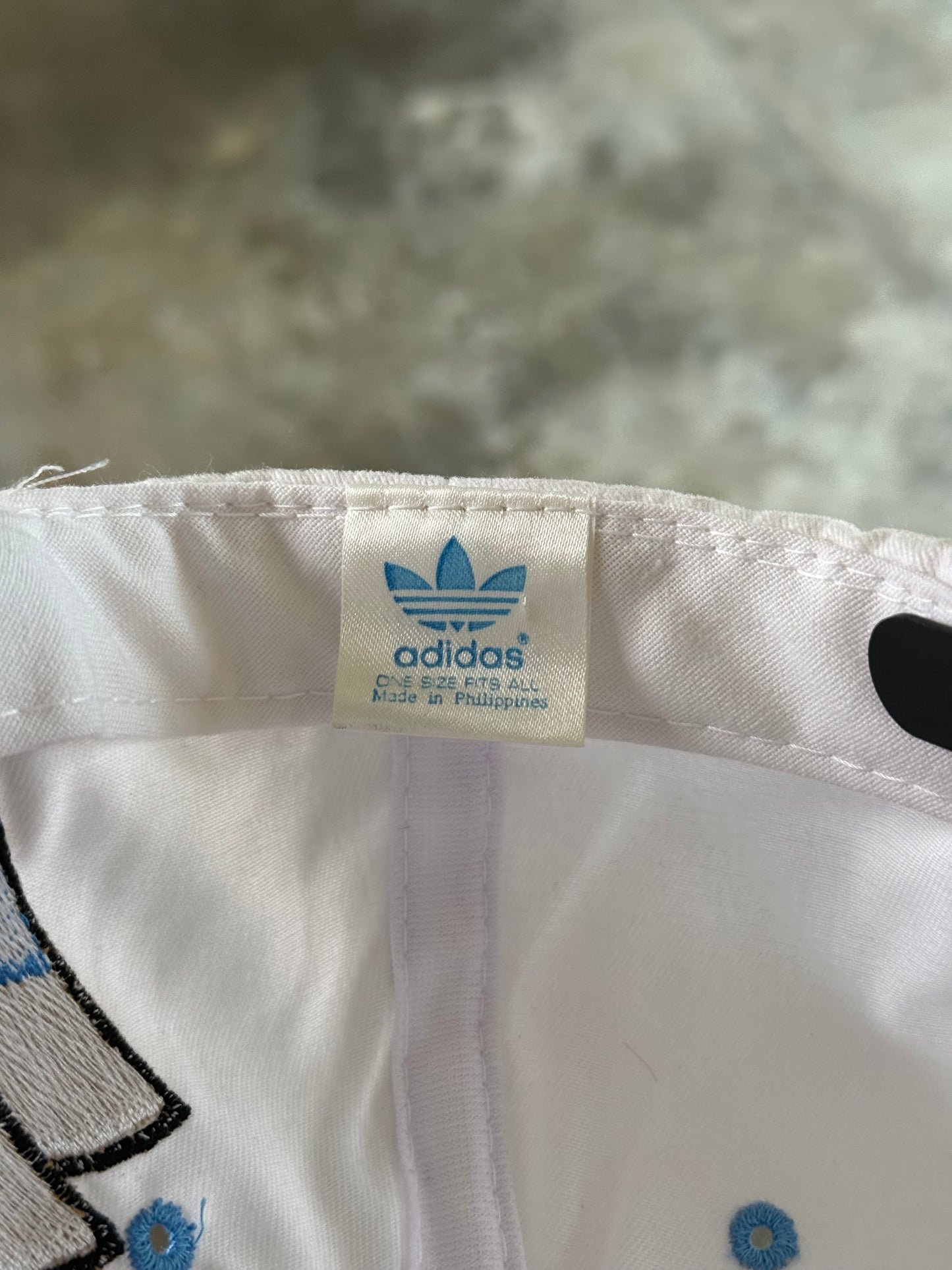 (OS) Vintage Adidas Russia Hat